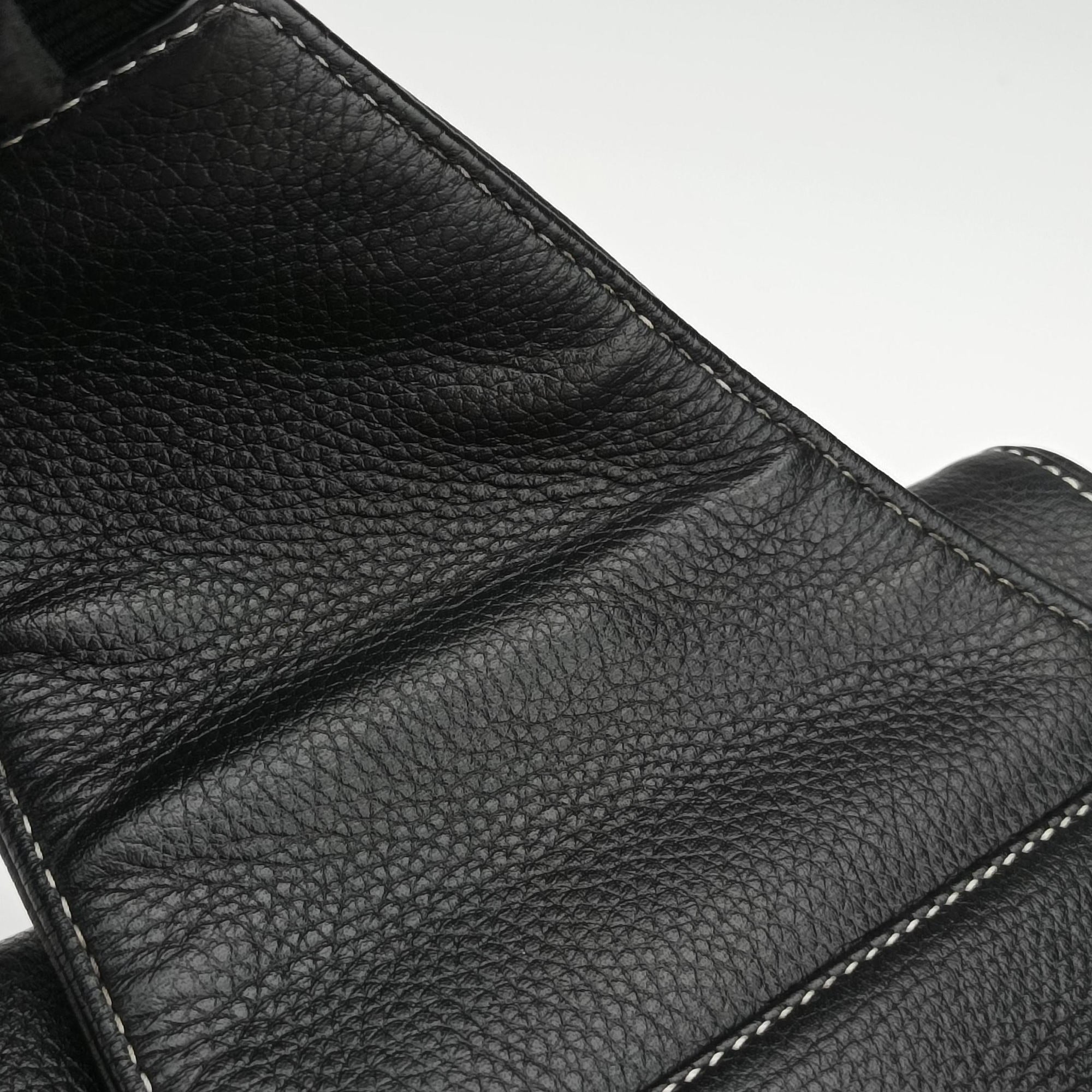 Secondhand Christian Dior Saddle KAWS  Bee Black Leather  bum bag/waist bag | stylenewstar