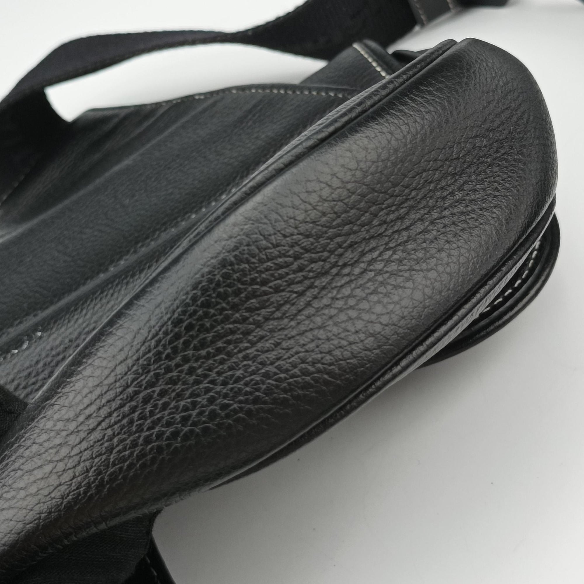 Secondhand Christian Dior Saddle KAWS  Bee Black Leather  bum bag/waist bag | stylenewstar