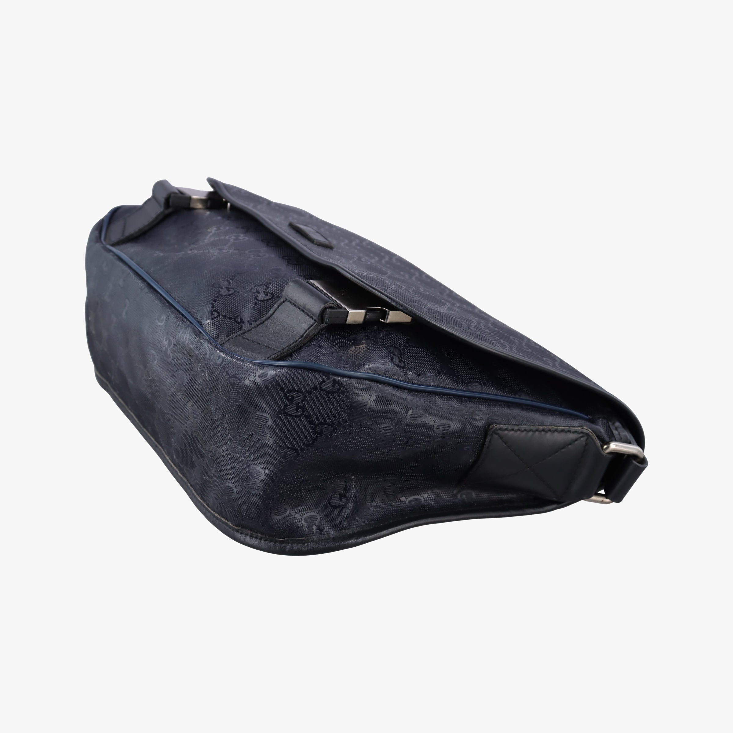 Pre-owned Gucci GG Plus Messenger Black PVC coated canvas 201732 shoulderbag | stylenewstar