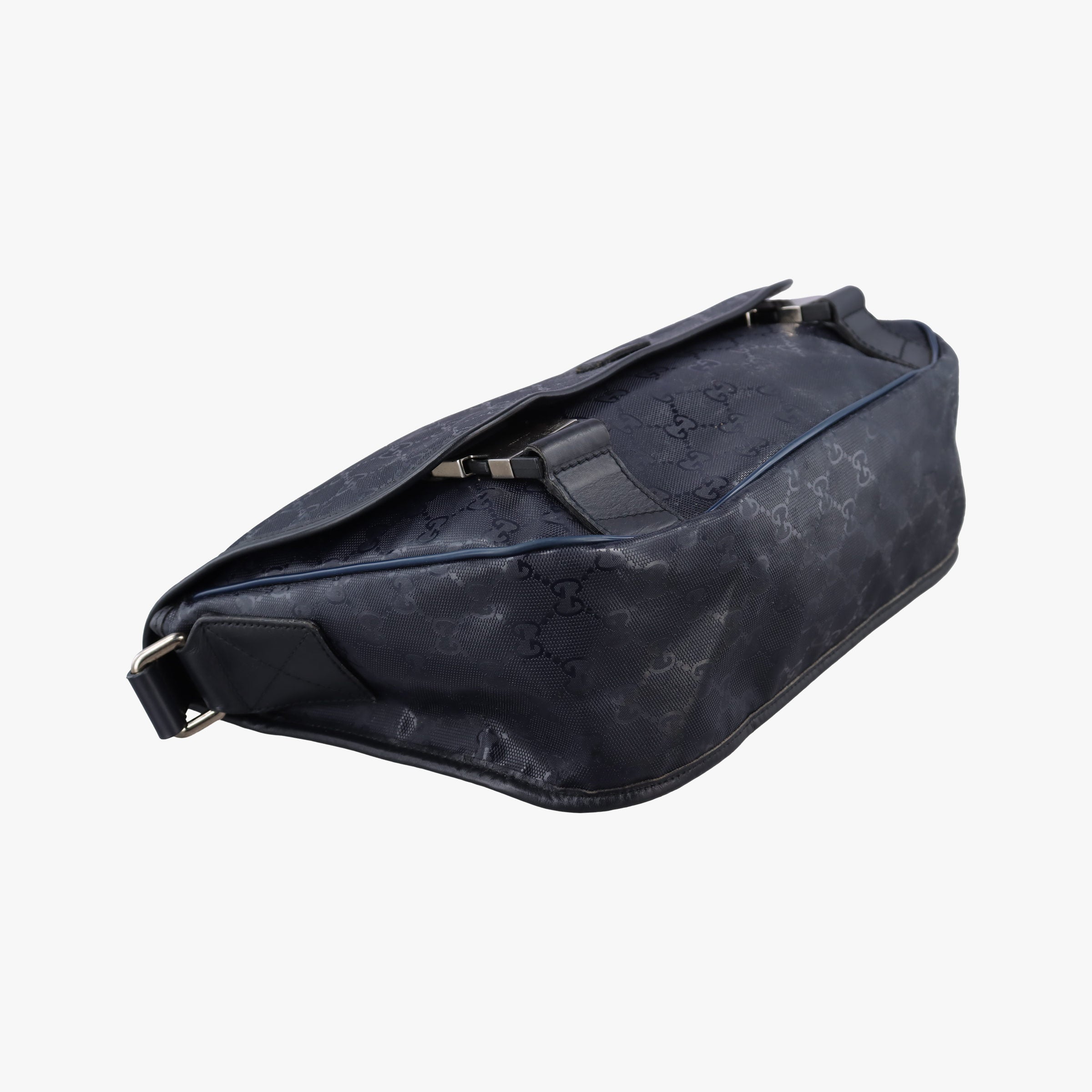 Pre-owned Gucci GG Plus Messenger Black PVC coated canvas 201732 shoulderbag | stylenewstar