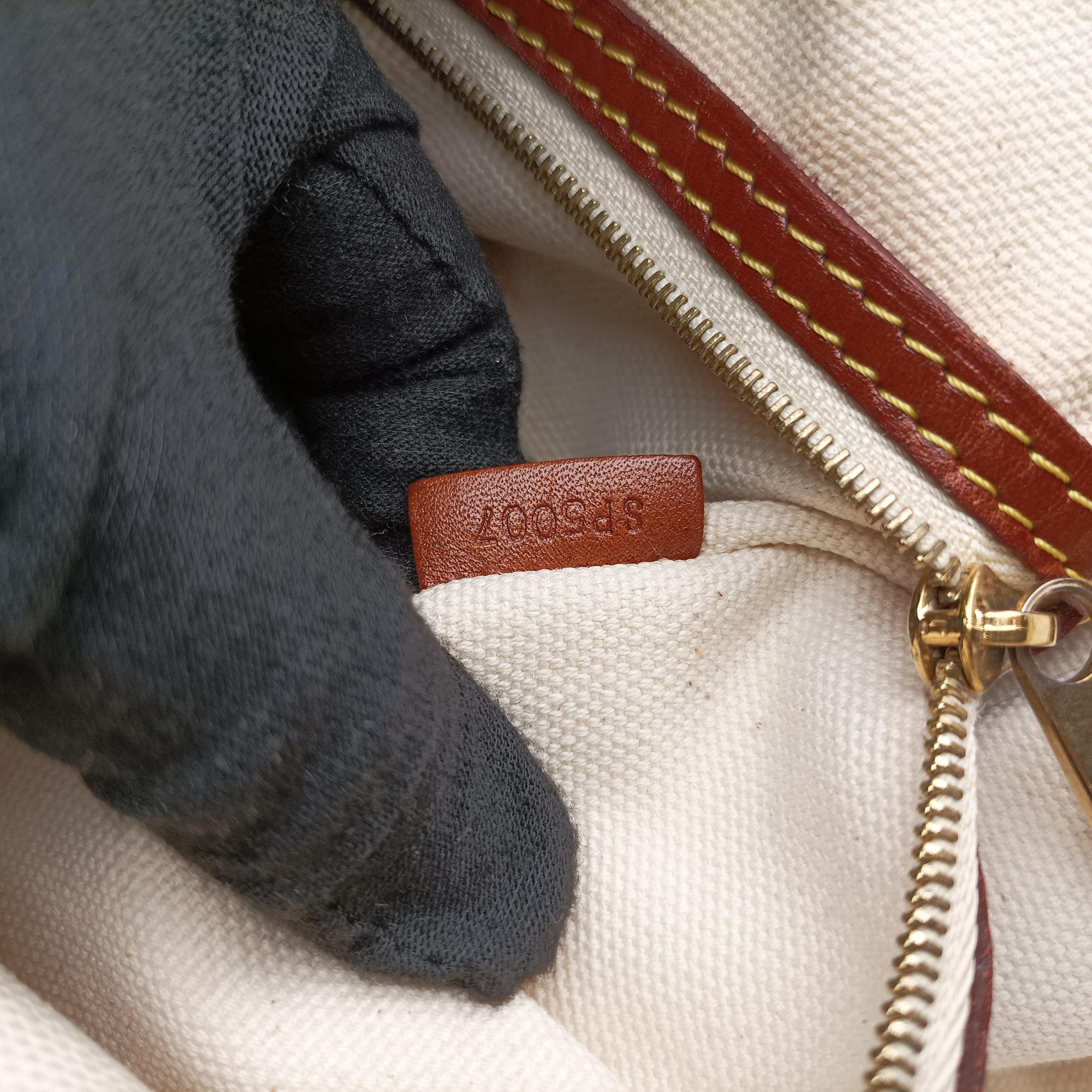 Secondhand Louis Vuitton Monogram Tisse Sac Rayeur PM multicolor Monogram Tisse Canvas M56386 shoulderbag | stylenewstar