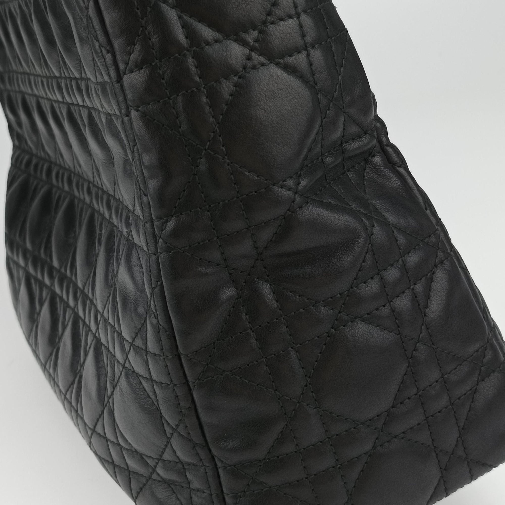 Pre-owned Christian Dior Lady Dior Black lambskin  shoulderbag | stylenewstar