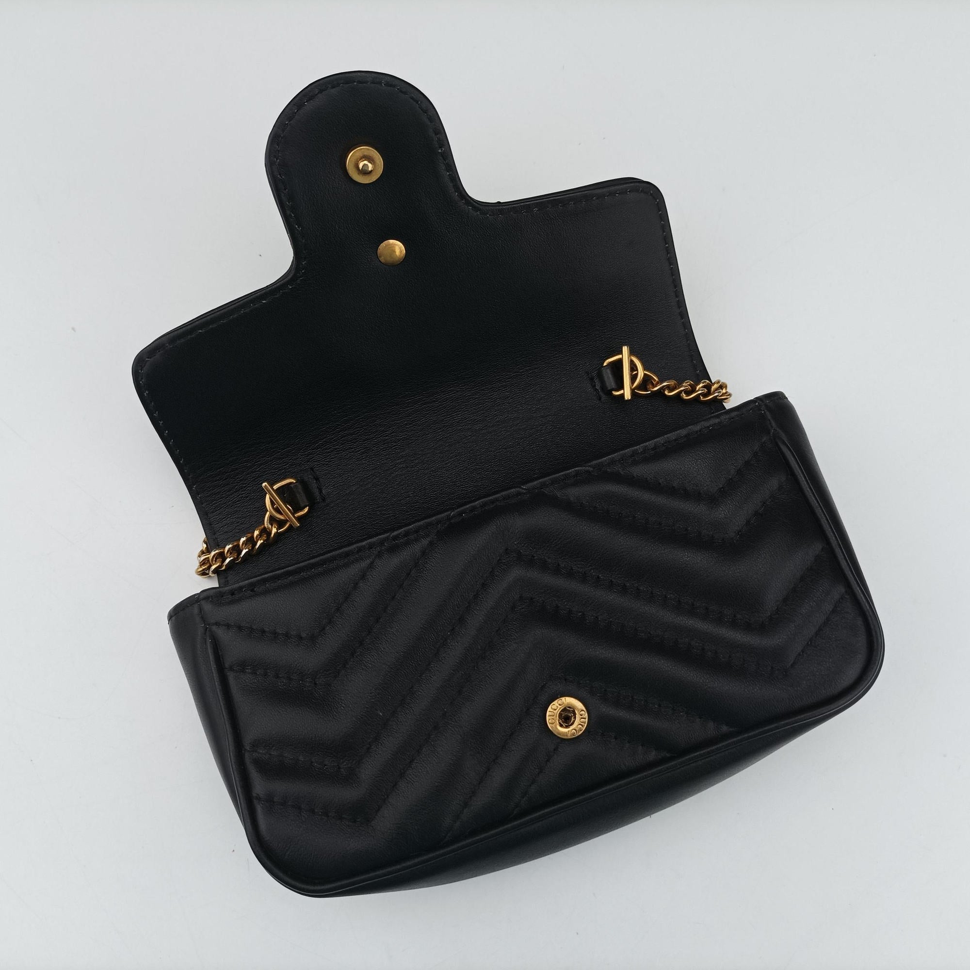 Pre-owned Gucci GG Marmont Black Leather 476433 shoulderbag | stylenewstar