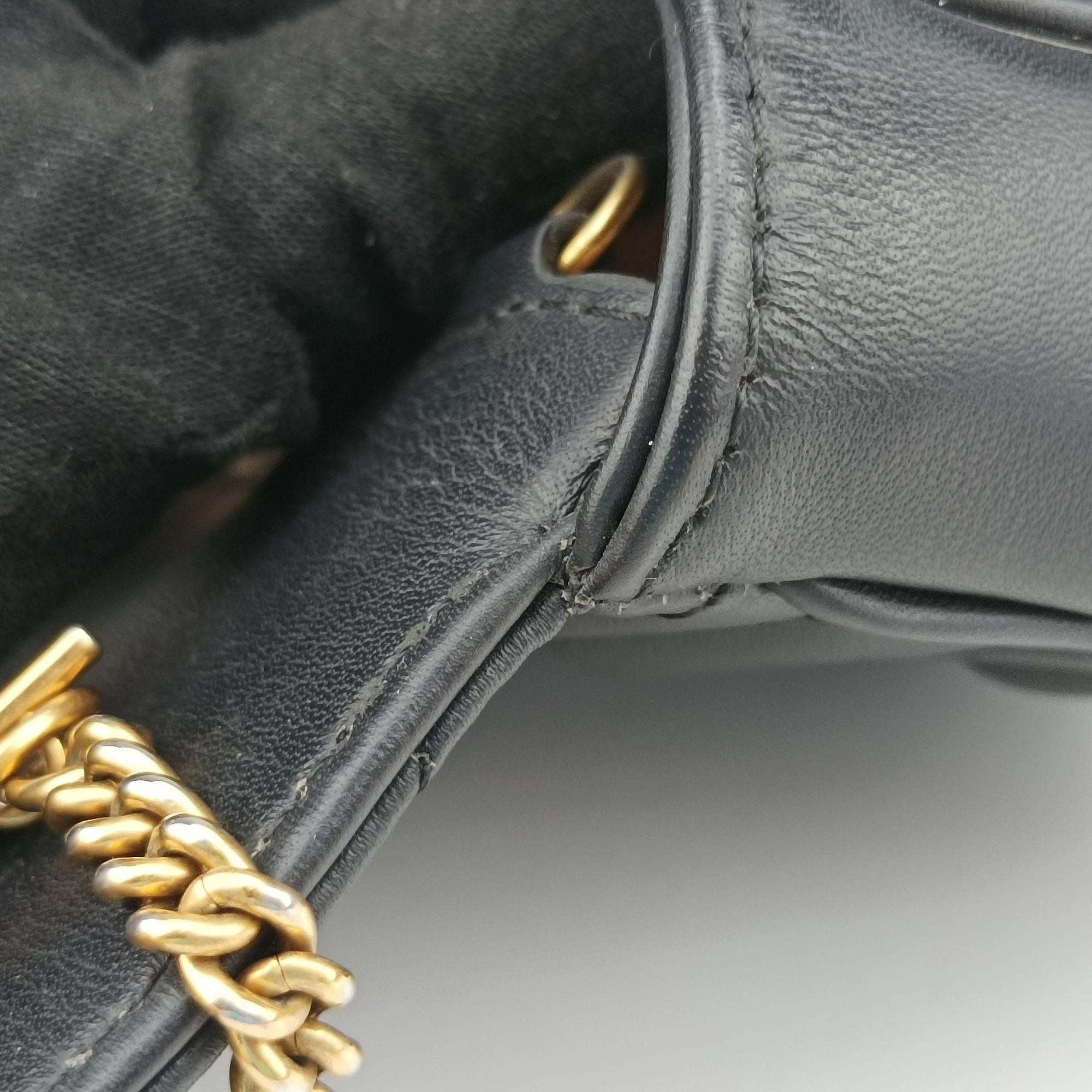 Pre-owned Gucci GG Marmont Black Leather 476433 shoulderbag | stylenewstar