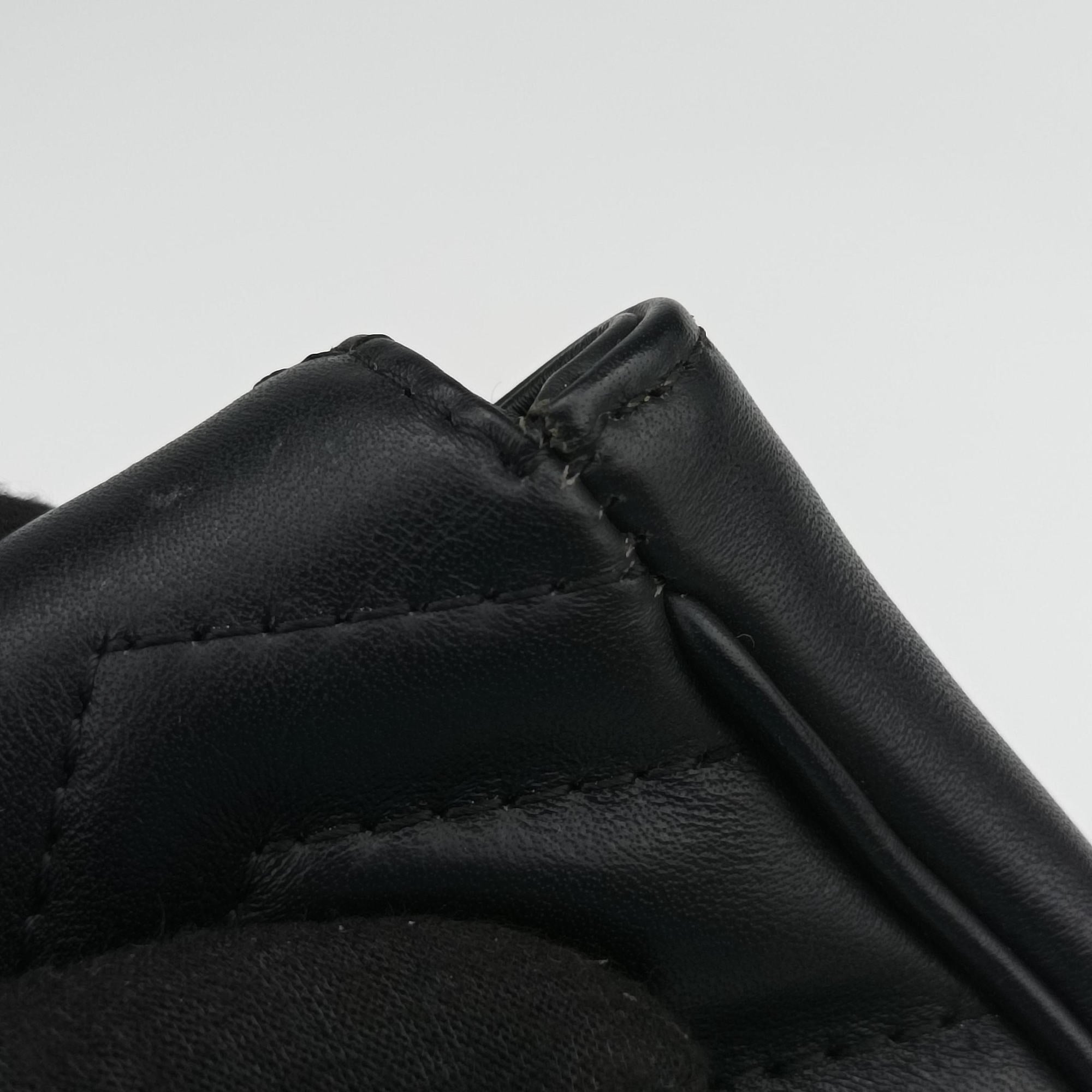 Pre-owned Gucci GG Marmont Black Leather 476433 shoulderbag | stylenewstar