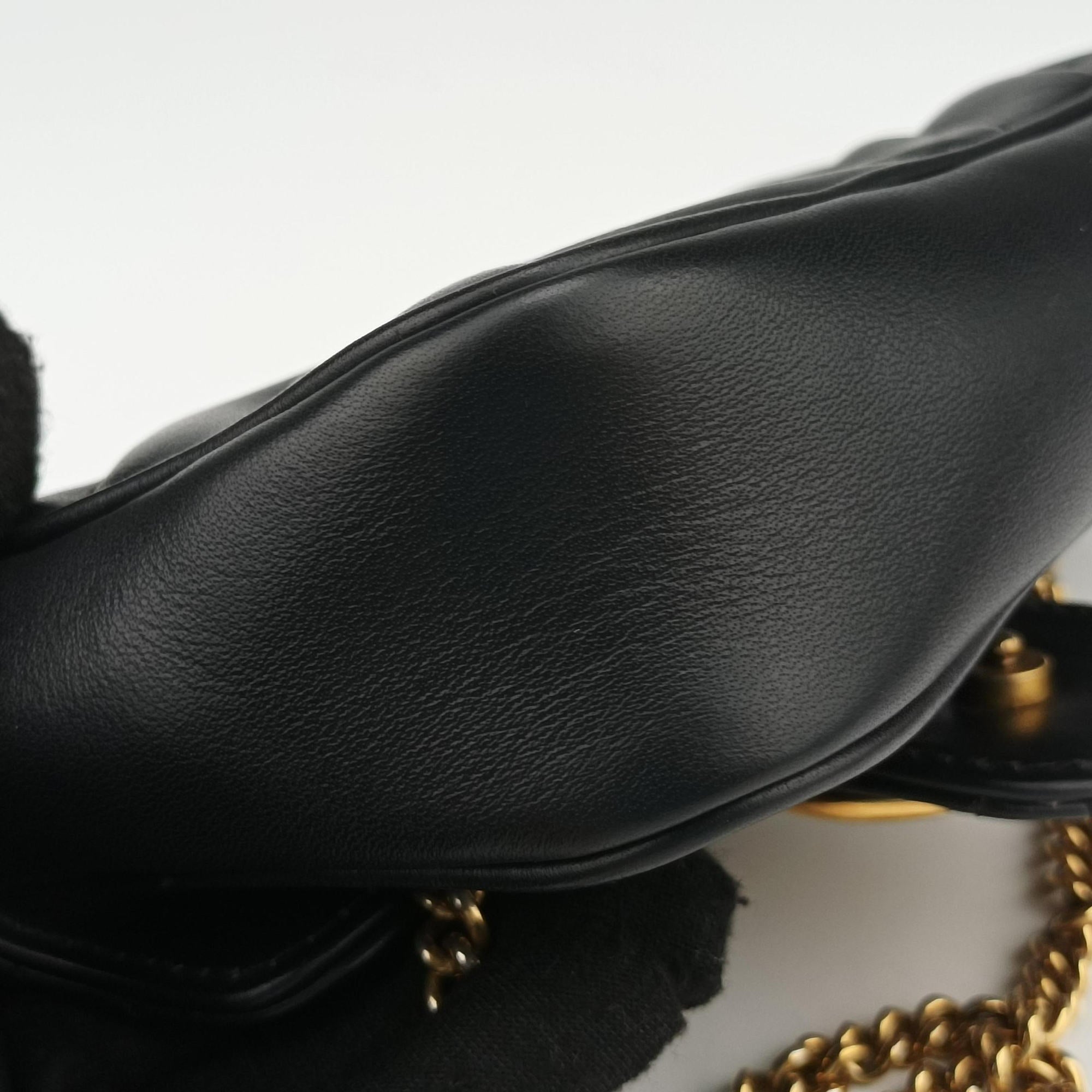 Pre-owned Gucci GG Marmont Black Leather 476433 shoulderbag | stylenewstar
