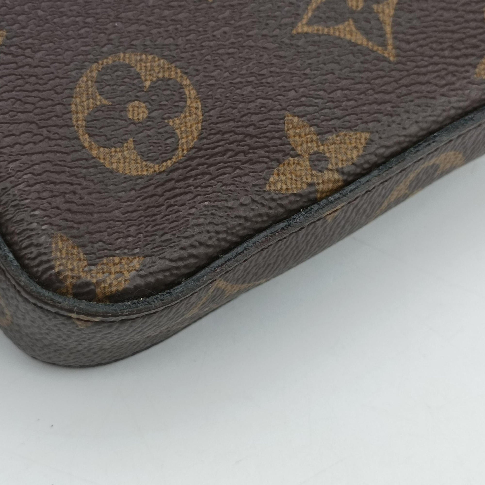 Secondhand Louis Vuitton Pochette Felicie Brown Monogram Canvas M61276 shoulderbag | stylenewstar