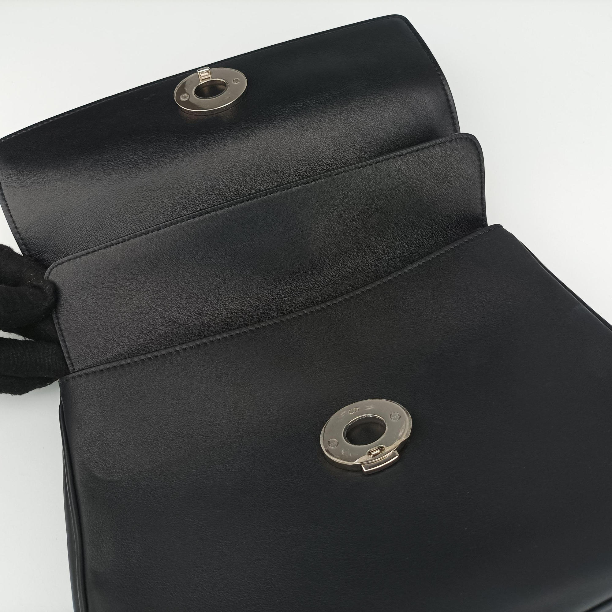 Pre-owned Christian Dior Be Dior Black × Rose Red Leather  shoulderbag | stylenewstar