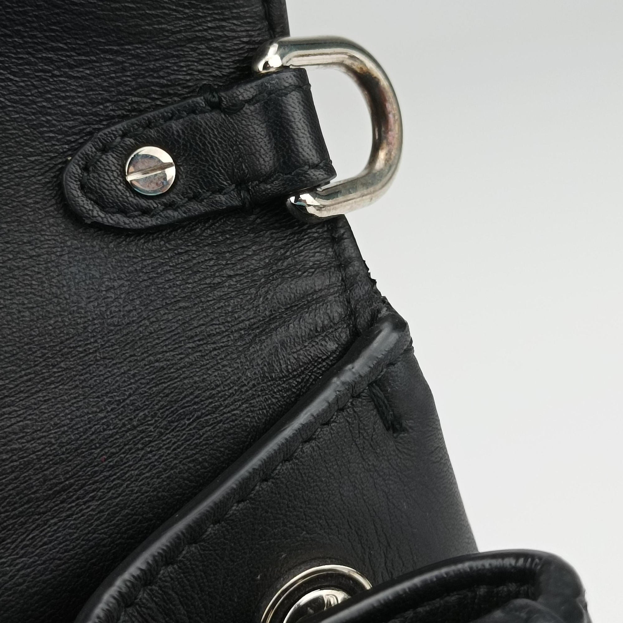 Pre-owned Christian Dior Be Dior Black × Rose Red Leather  shoulderbag | stylenewstar