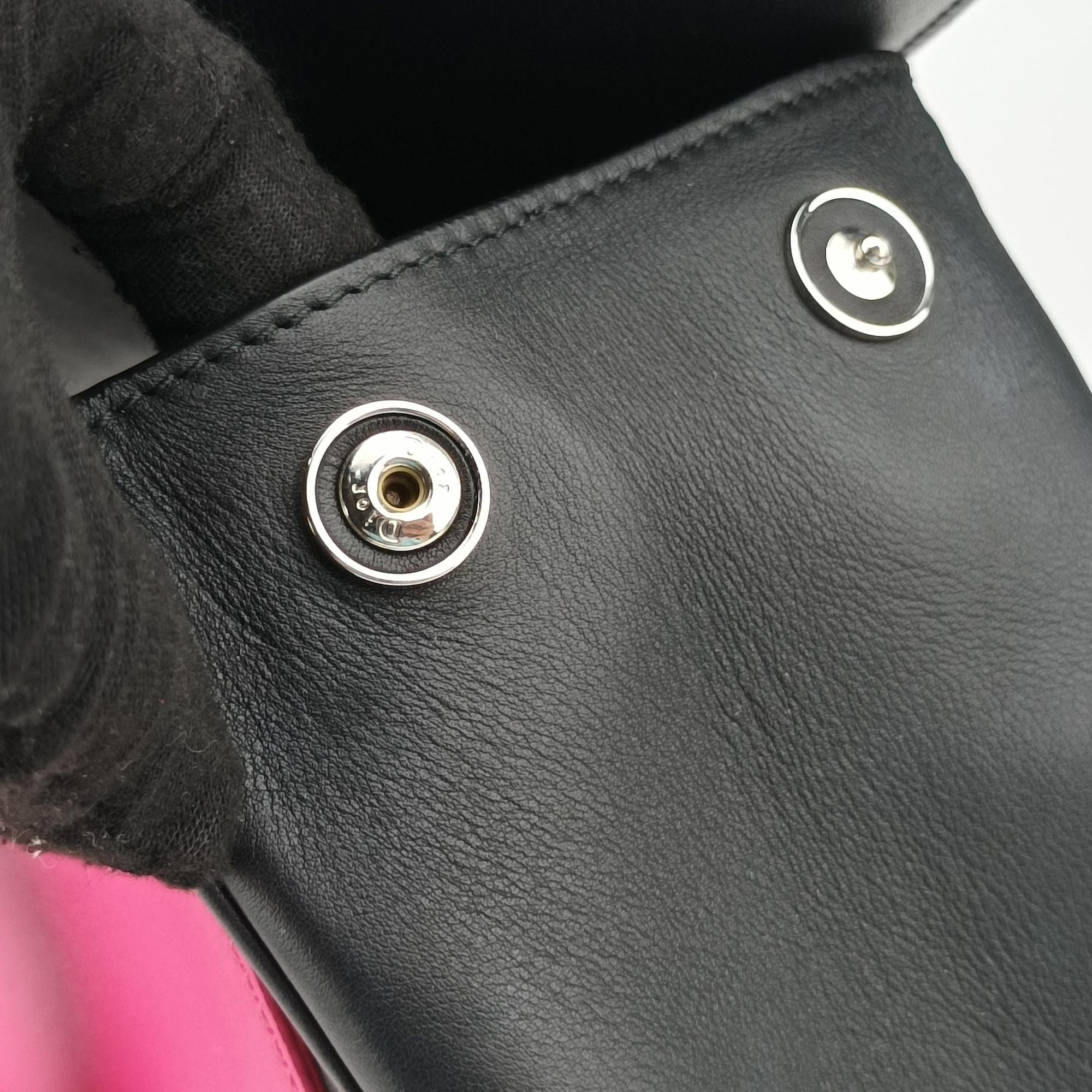 Pre-owned Christian Dior Be Dior Black × Rose Red Leather  shoulderbag | stylenewstar
