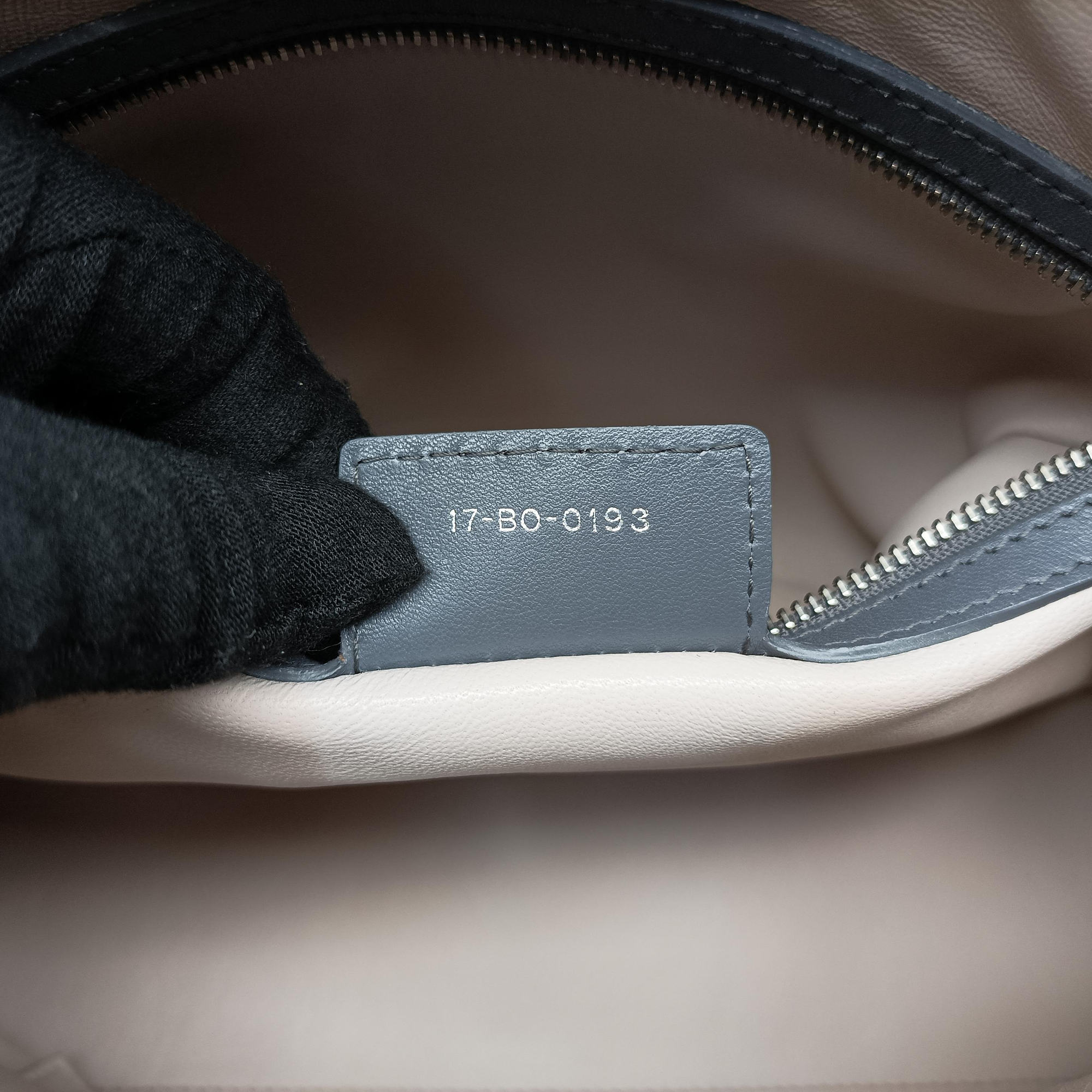 Secondhand Christian Dior granville Gray × Pink lambskin  shoulderbag | stylenewstar