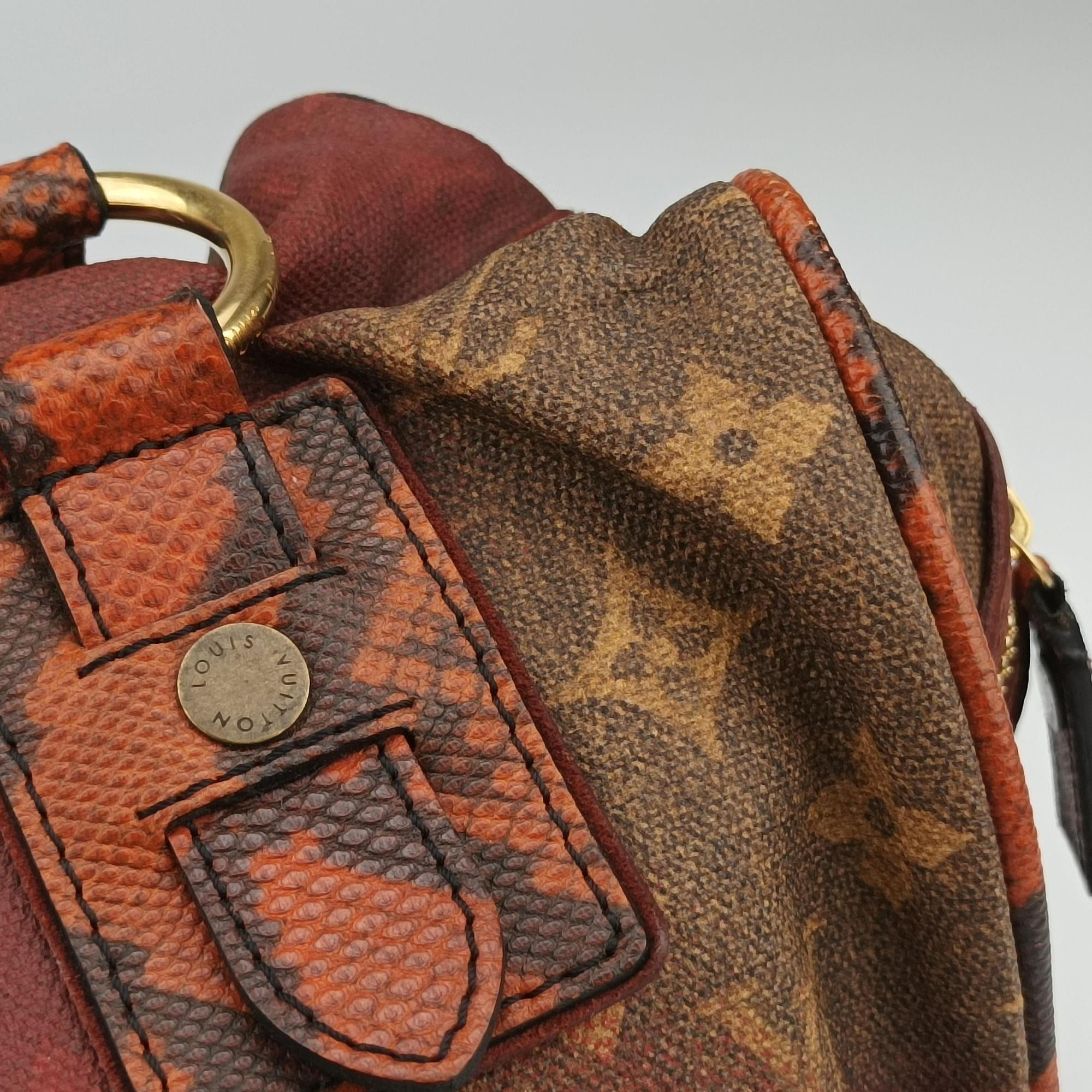 Pre-owned Louis Vuitton Man Crazy rouge×multicolor Monogram Jokes M95737 handbag | stylenewstar