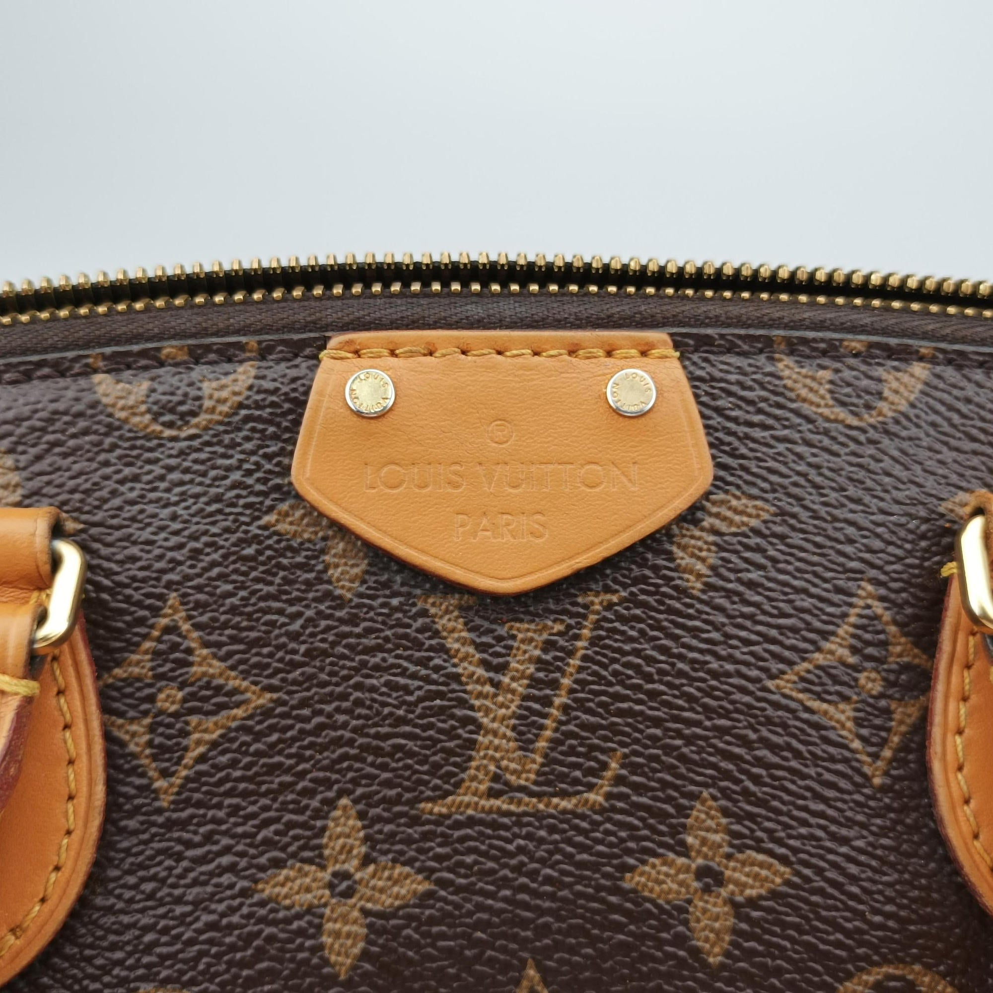 Pre-owned Louis Vuitton Turen PM brown Monogram Canvas M48813 shoulderbag | stylenewstar