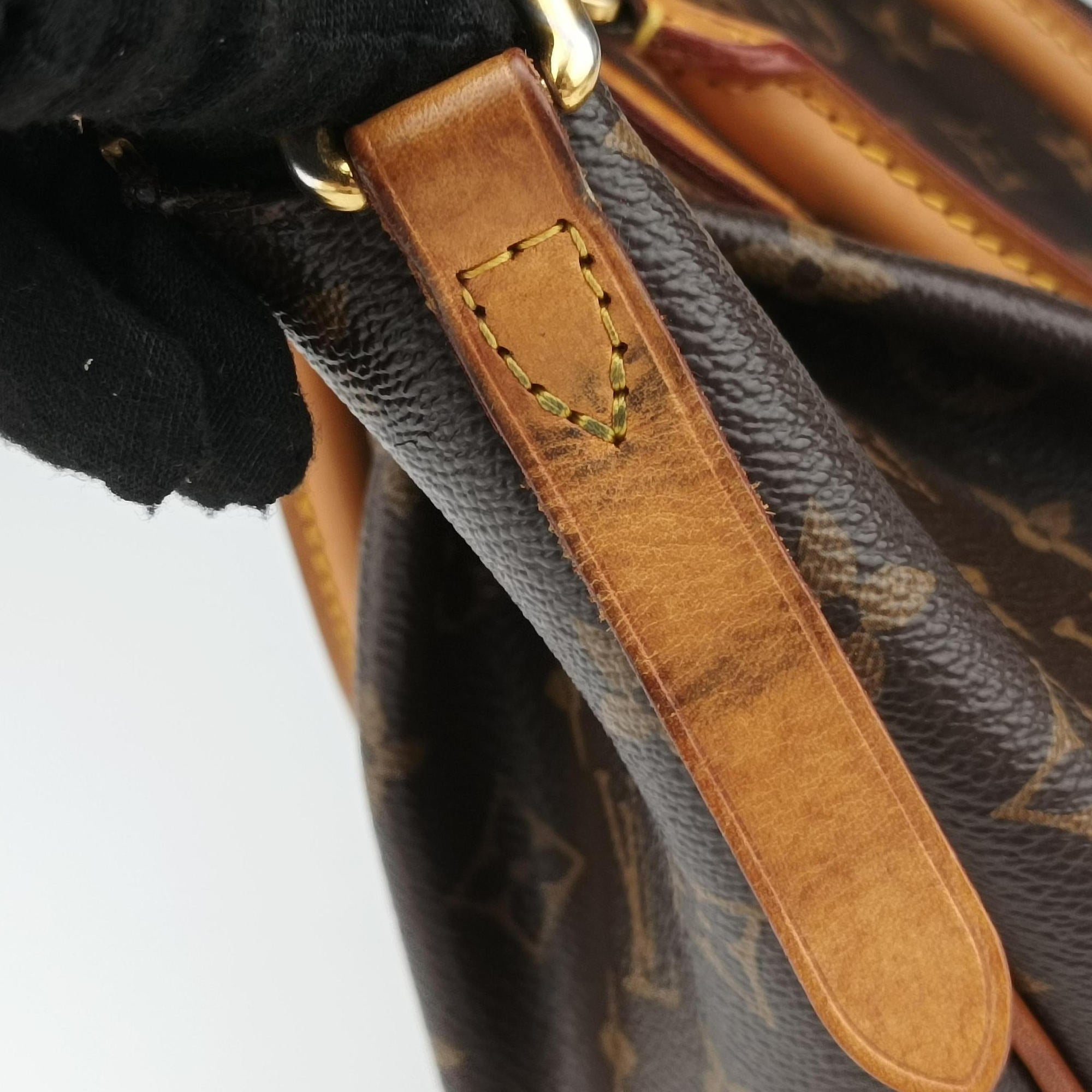 Pre-owned Louis Vuitton Turen PM brown Monogram Canvas M48813 shoulderbag | stylenewstar