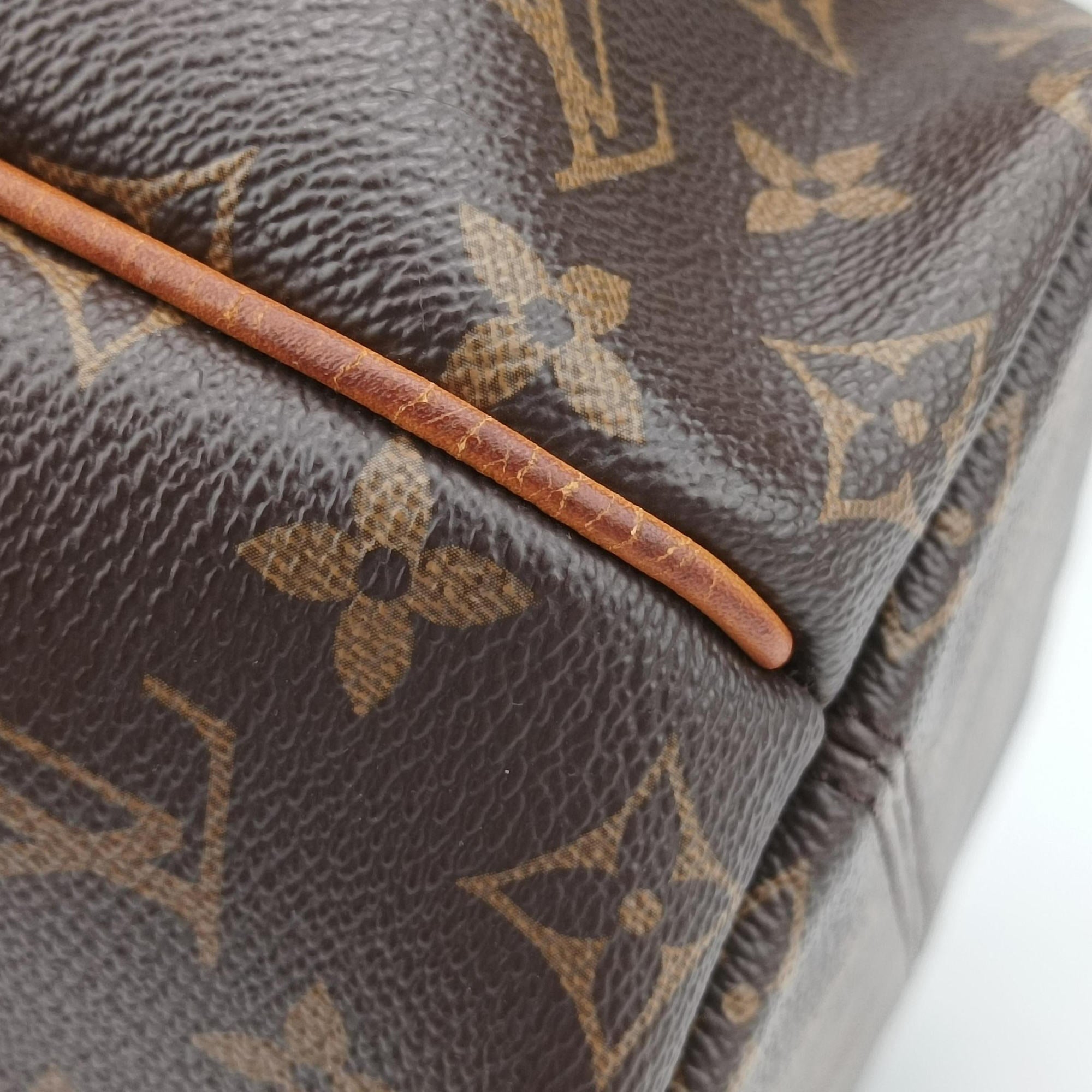 Pre-owned Louis Vuitton Turen PM brown Monogram Canvas M48813 shoulderbag | stylenewstar