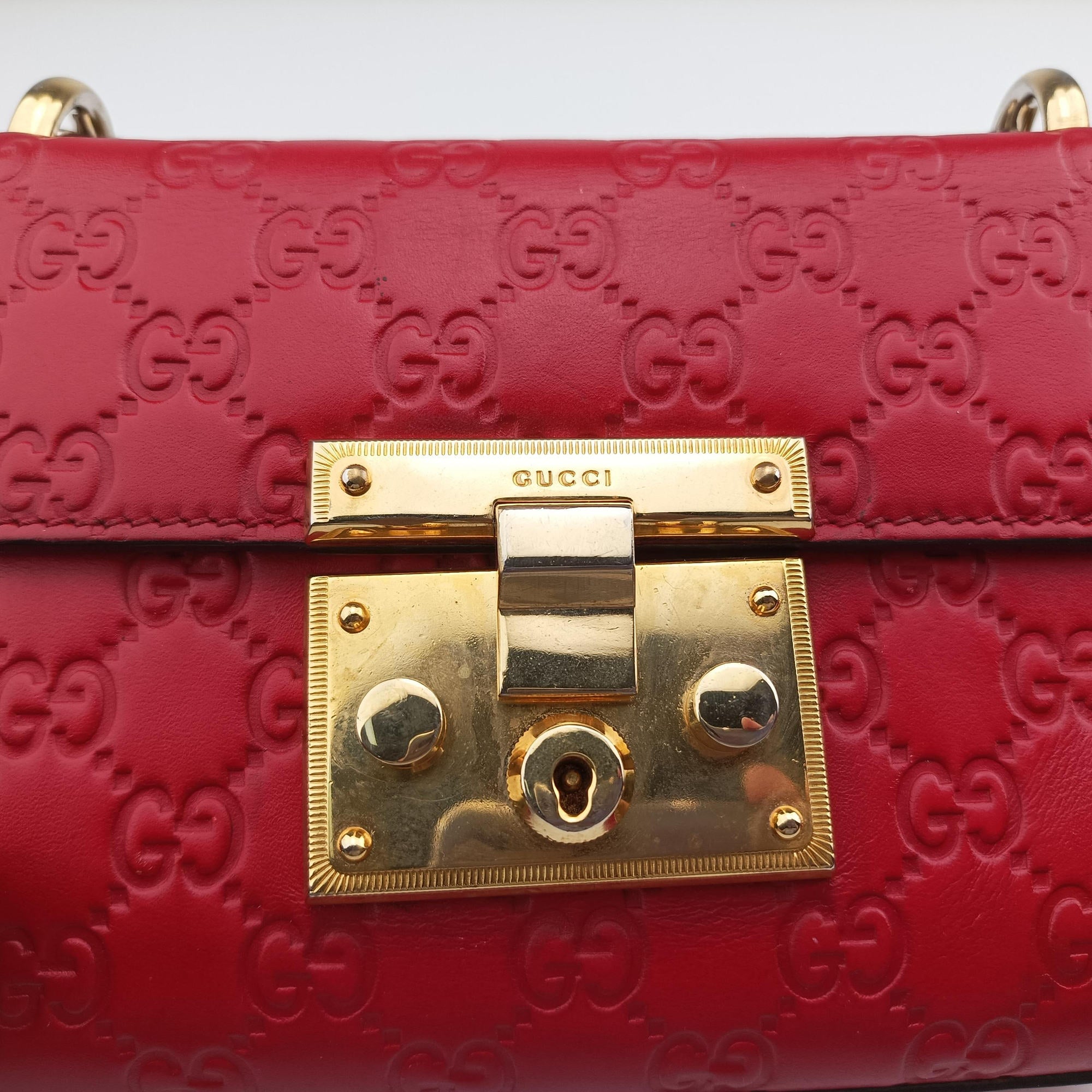 Vintage Gucci Padlock Red Leather 409487 shoulderbag | stylenewstar