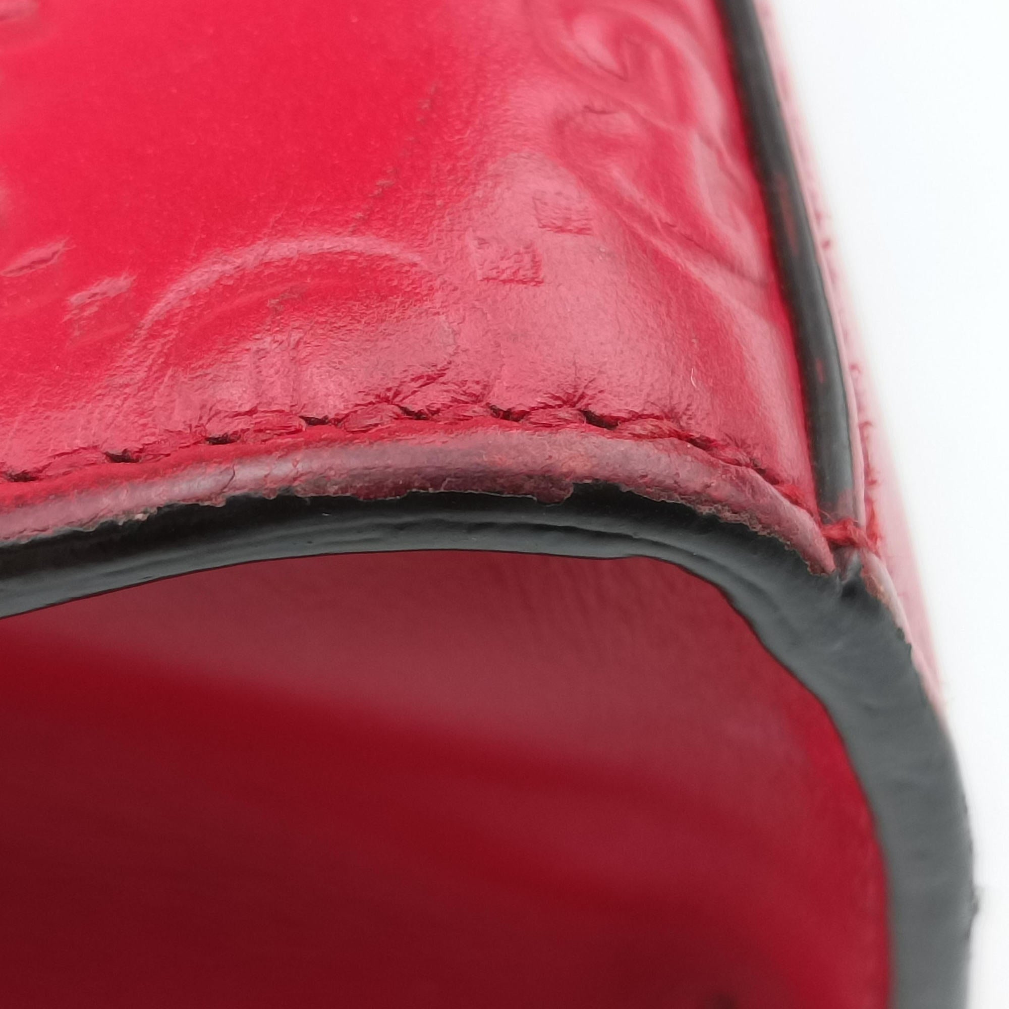 Vintage Gucci Padlock Red Leather 409487 shoulderbag | stylenewstar