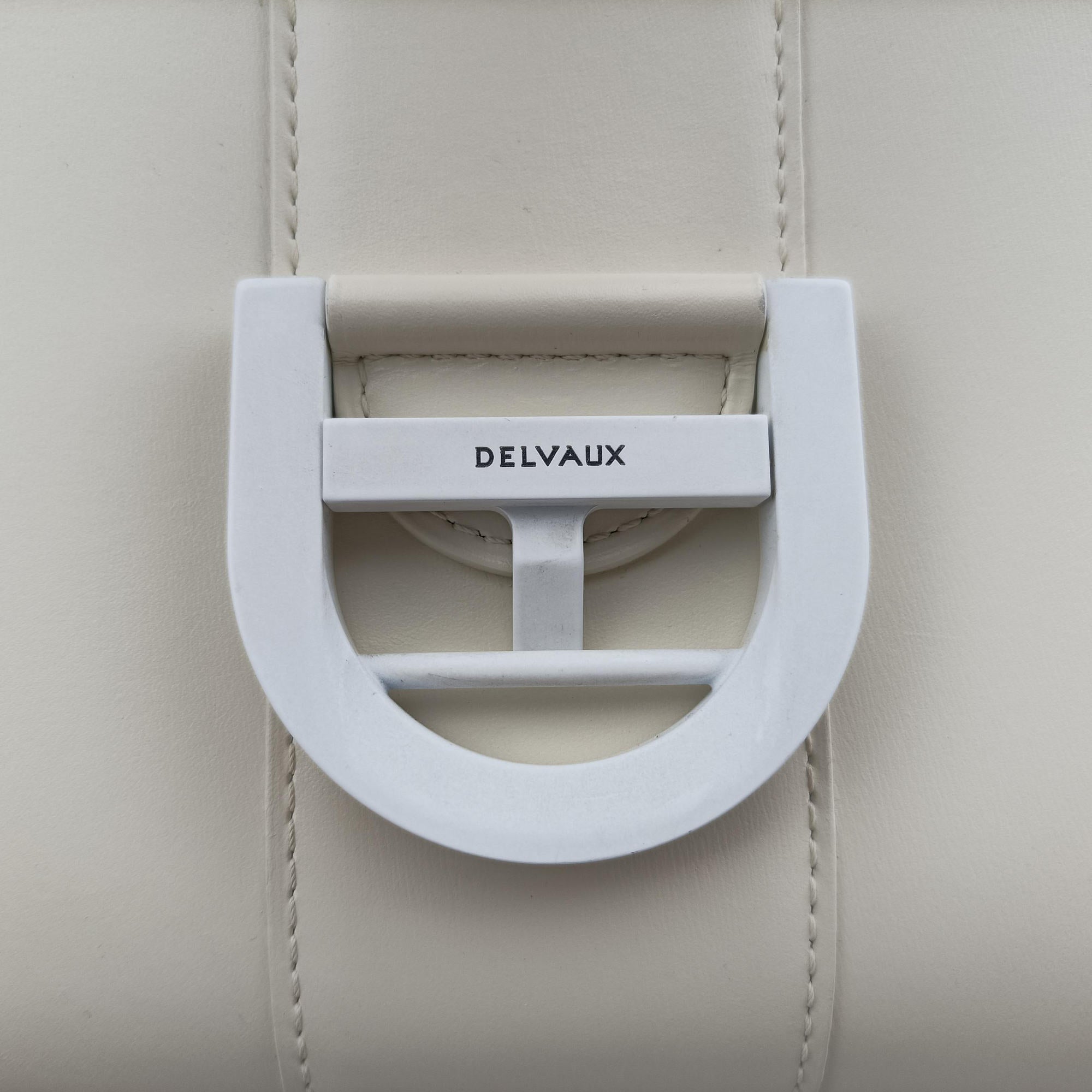 Pre-owned Delvaux Brillant White Leather  shoulderbag | stylenewstar