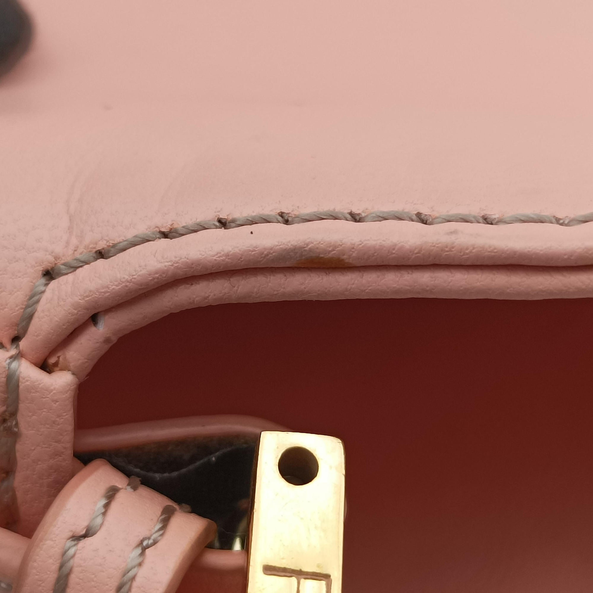 Vintage Fendi Mamma Baguette Pink Leather 26725 shoulderbag | stylenewstar