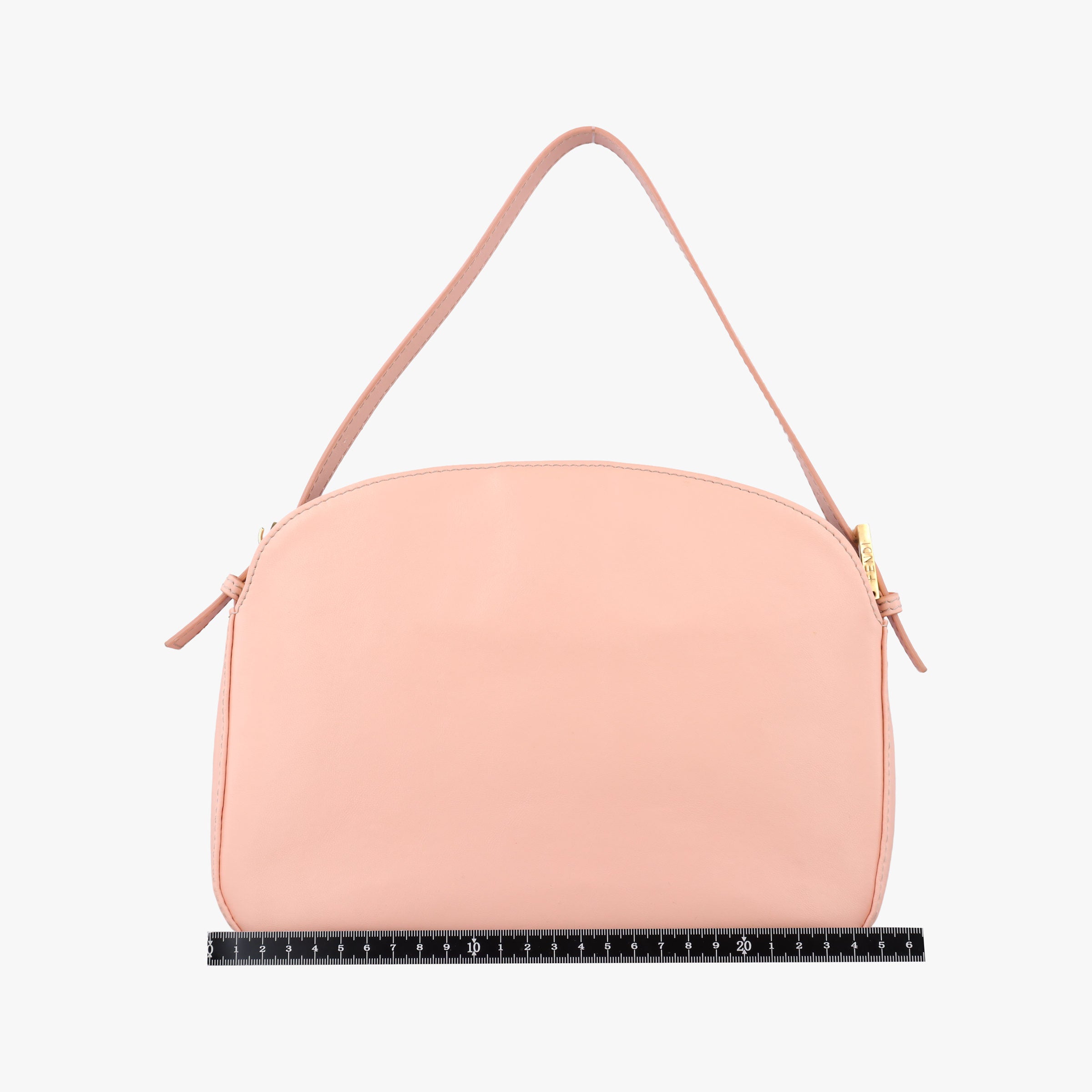 Vintage Fendi Mamma Baguette Pink Leather 26725 shoulderbag | stylenewstar