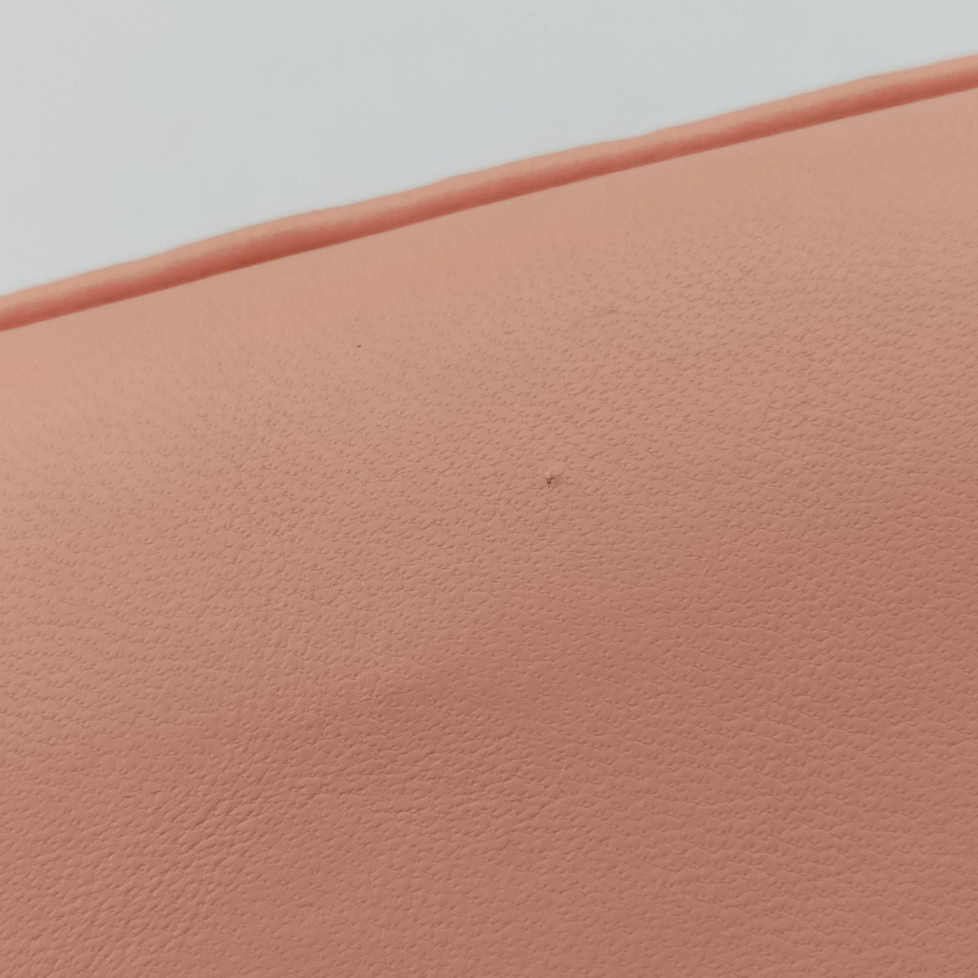 Vintage Fendi Mamma Baguette Pink Leather 26725 shoulderbag | stylenewstar