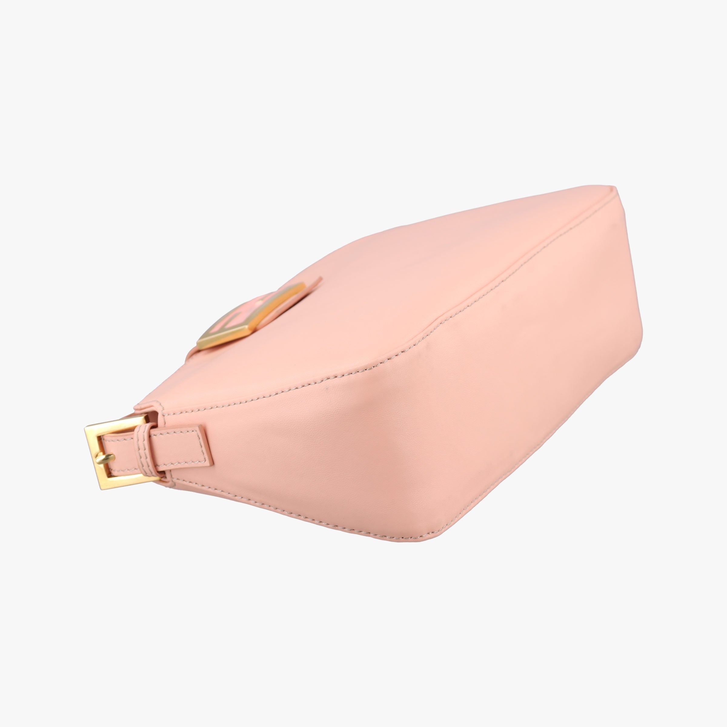 Vintage Fendi Mamma Baguette Pink Leather 26725 shoulderbag | stylenewstar