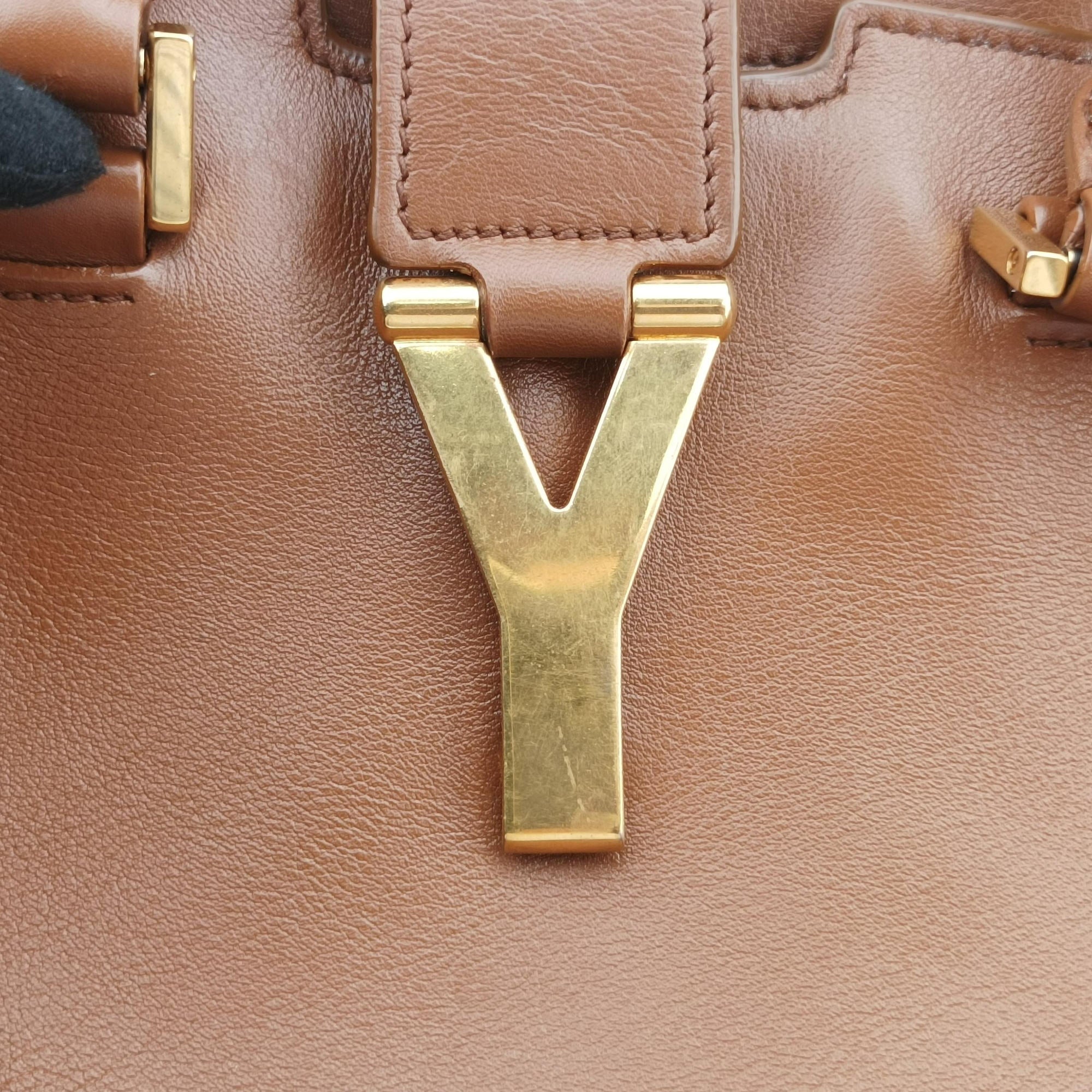 Secondhand Yves Saint Laurent Y Ligne Petit Cabas Brown Leather 311210 shoulderbag | stylenewstar