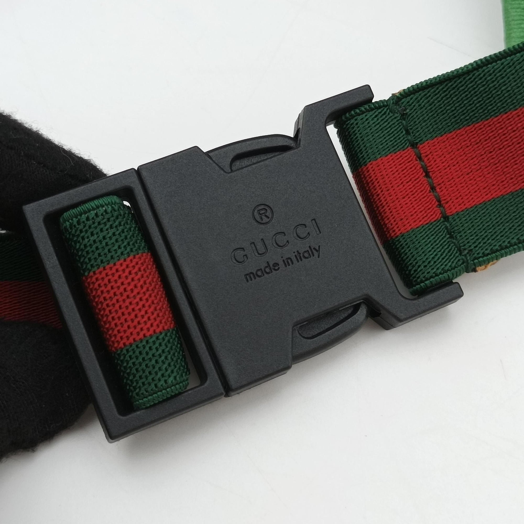 Secondhand Gucci kids GG Top strawberry Print Green × Multi canvas 502095 bum bag/waist bag | stylenewstar