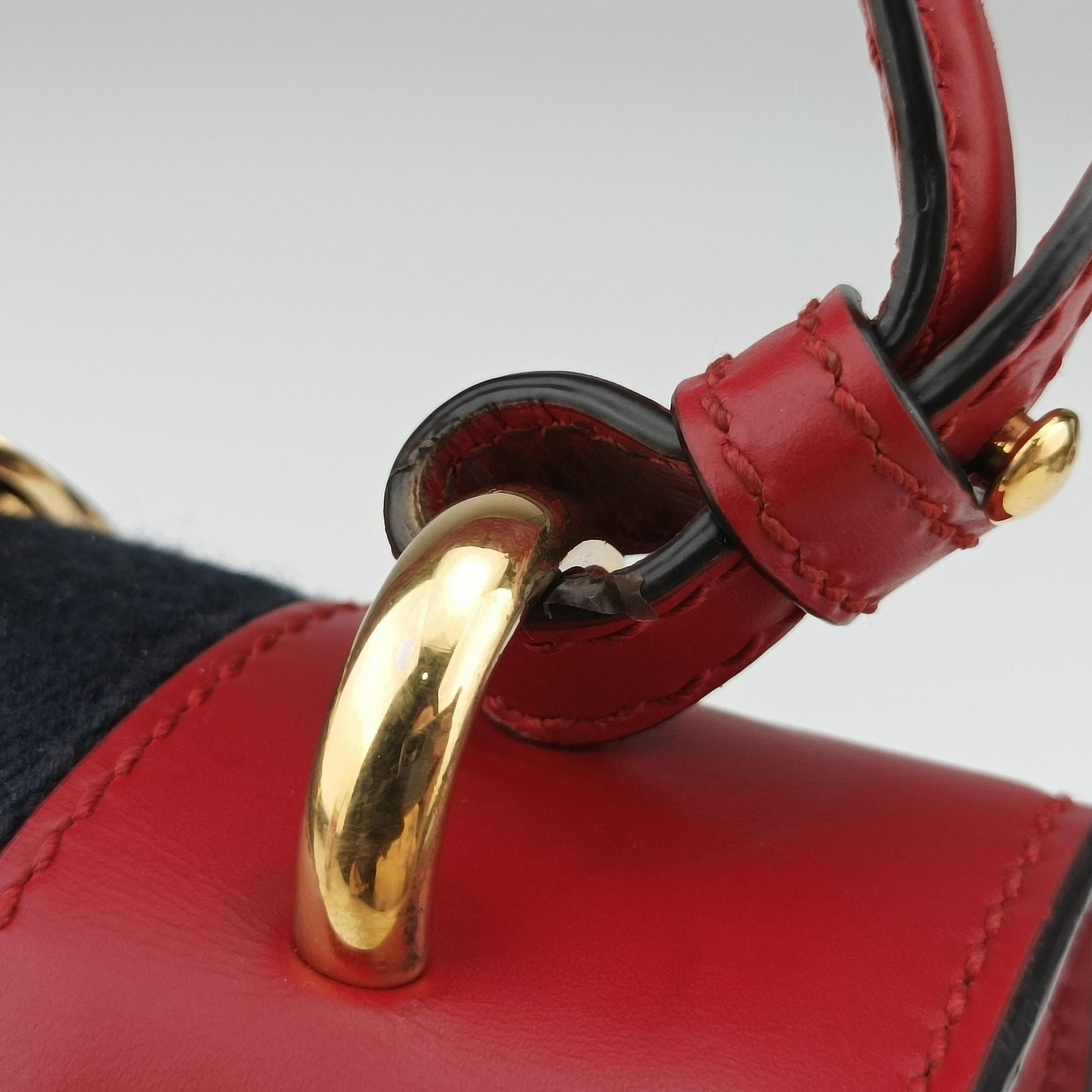 Pre-owned Gucci Sylvie Red Leather 470270 shoulderbag | stylenewstar