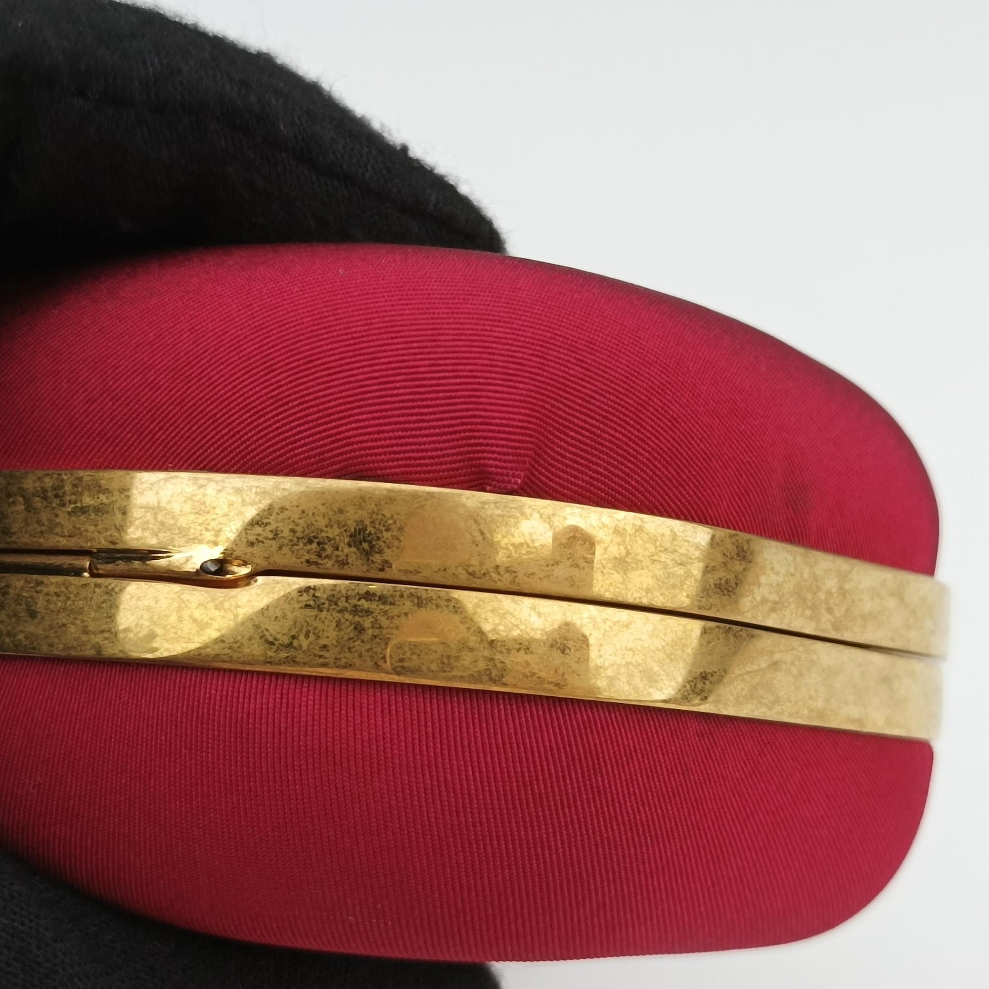 Secondhand Alexander McQueen Four Ring Red Fabric  clutchbag | stylenewstar