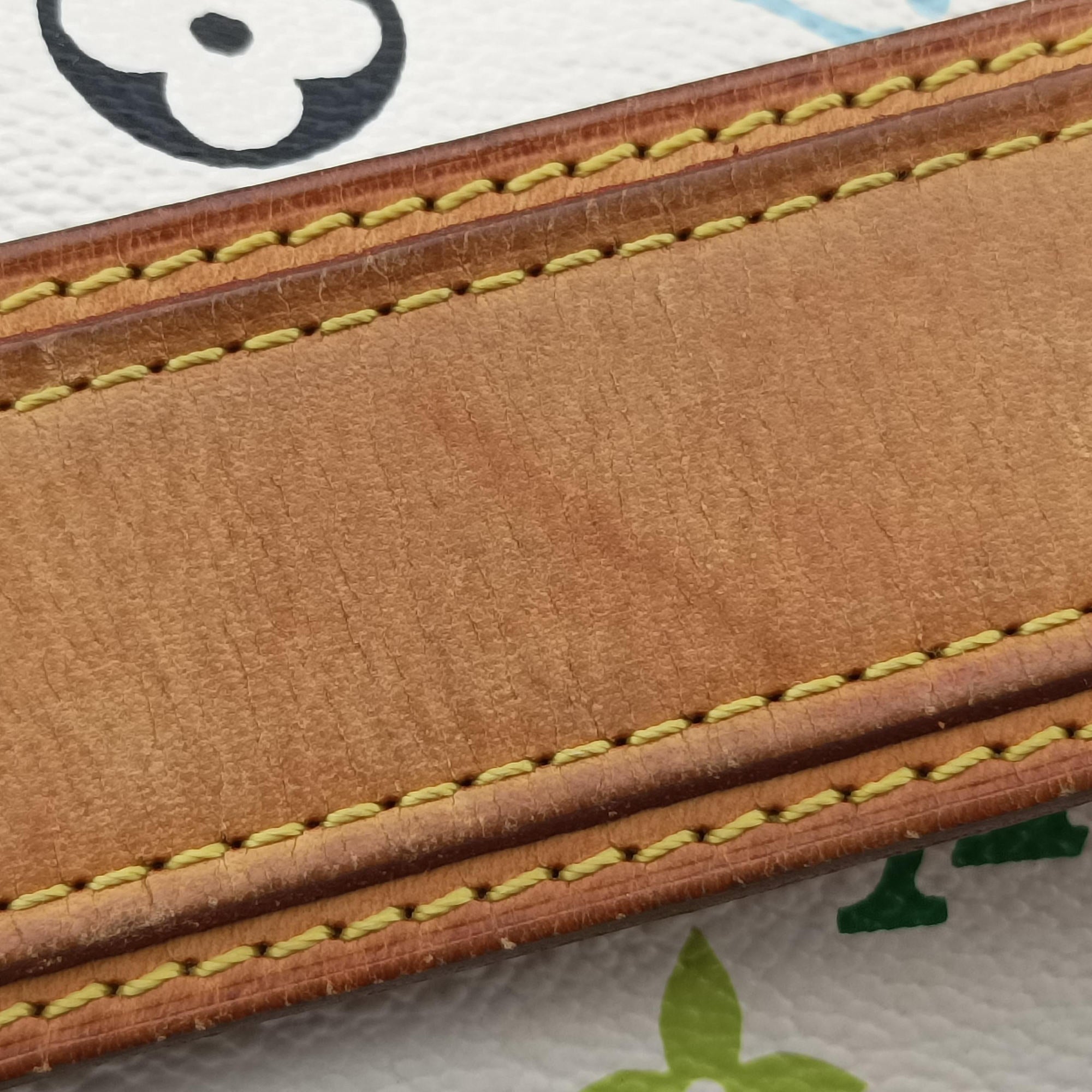 Secondhand Louis Vuitton Petit NOe white Monogram Multicolor M42229 shoulderbag | stylenewstar