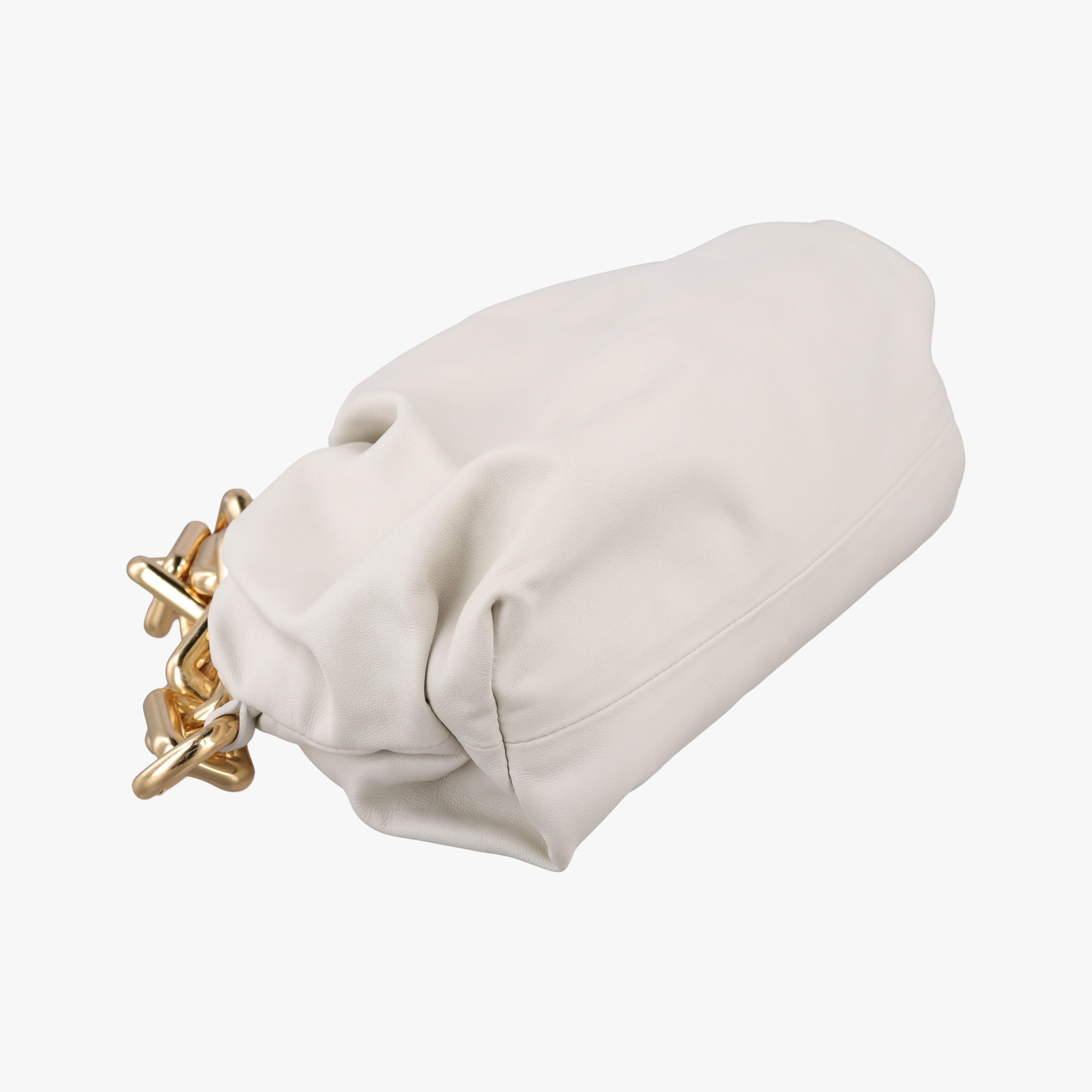 Pre-owned Bottega Veneta THE Chain Pouch White lambskin  shoulderbag | stylenewstar