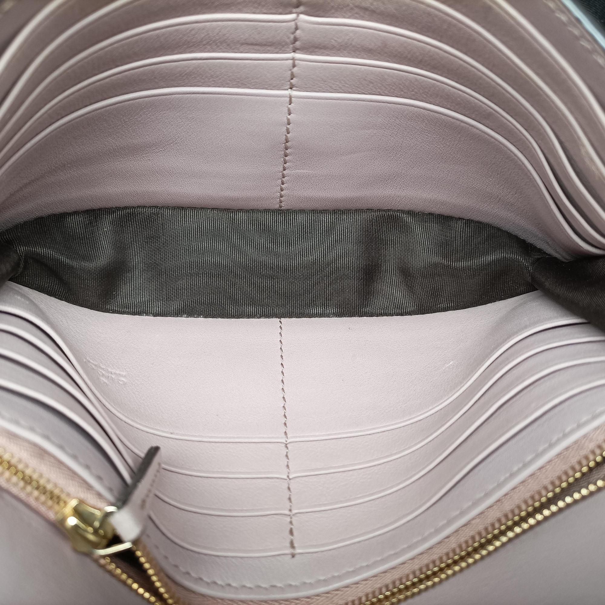 Secondhand Gucci Interlocking G Pink Leather 369664 shoulderbag | stylenewstar