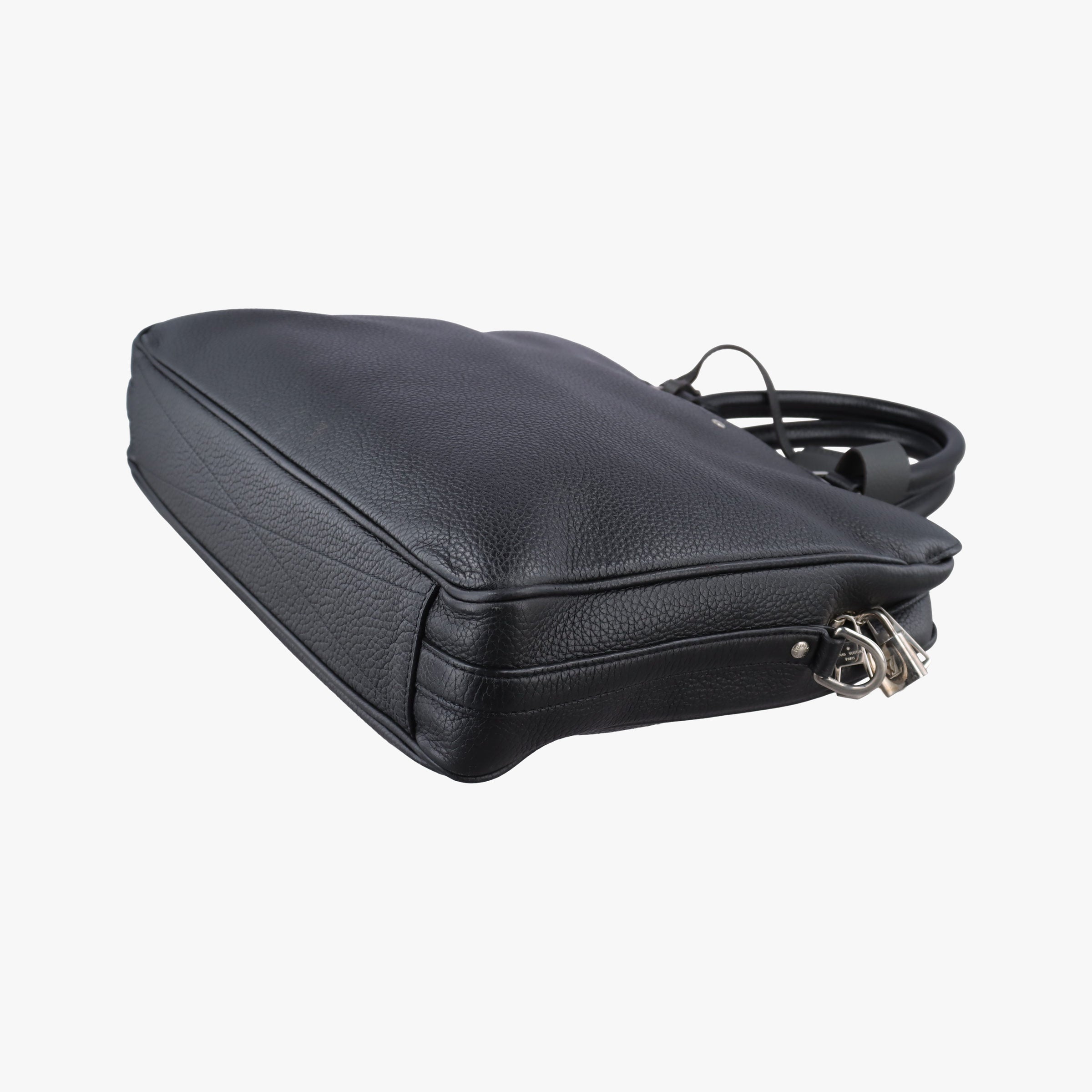 Secondhand Louis Vuitton Armand Briefcase MM Noir Taurillon leather M54381 shoulderbag | stylenewstar