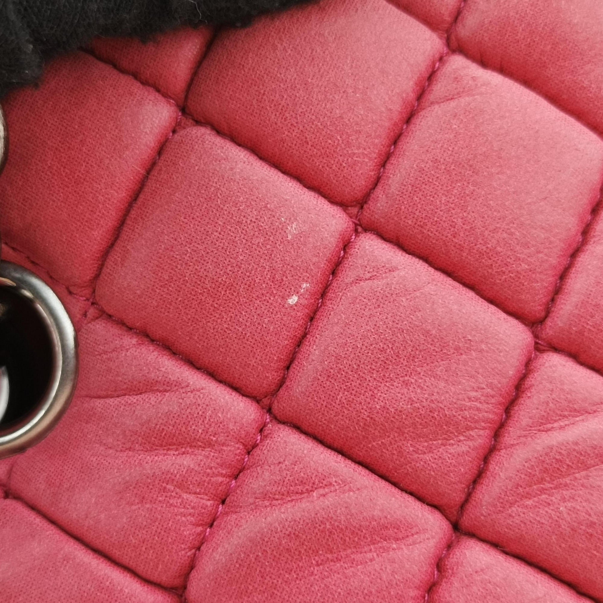 Pre-owned Chanel Matelasse cocomark Mademoiselle Red Iridescent Calfskin A67389 handbag | stylenewstar