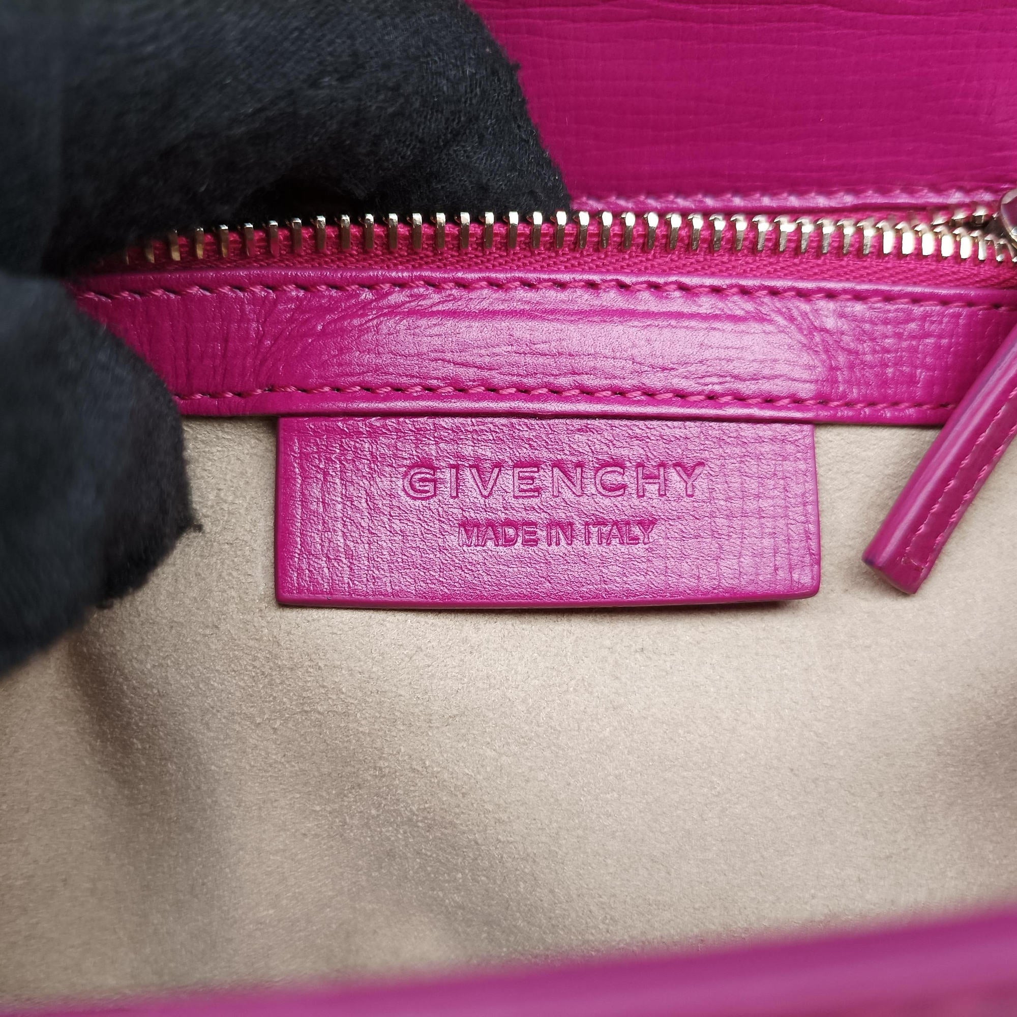 Pre-owned Givenchy Pandora Box Rose Leather  shoulderbag | stylenewstar