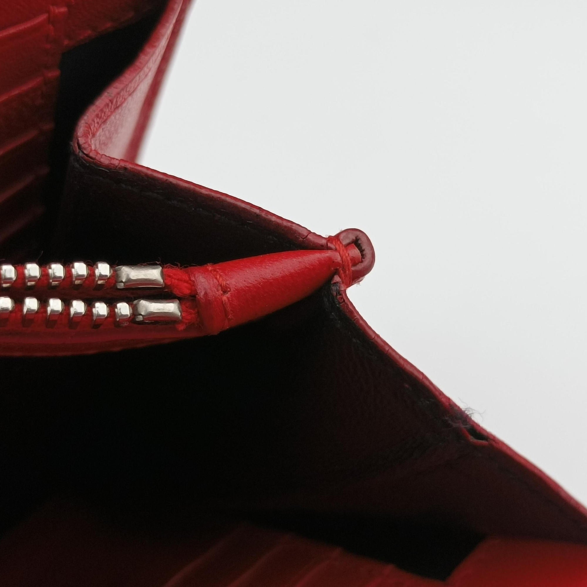 Secondhand Yves Saint Laurent KATE Red Leather 377829 shoulderbag | stylenewstar