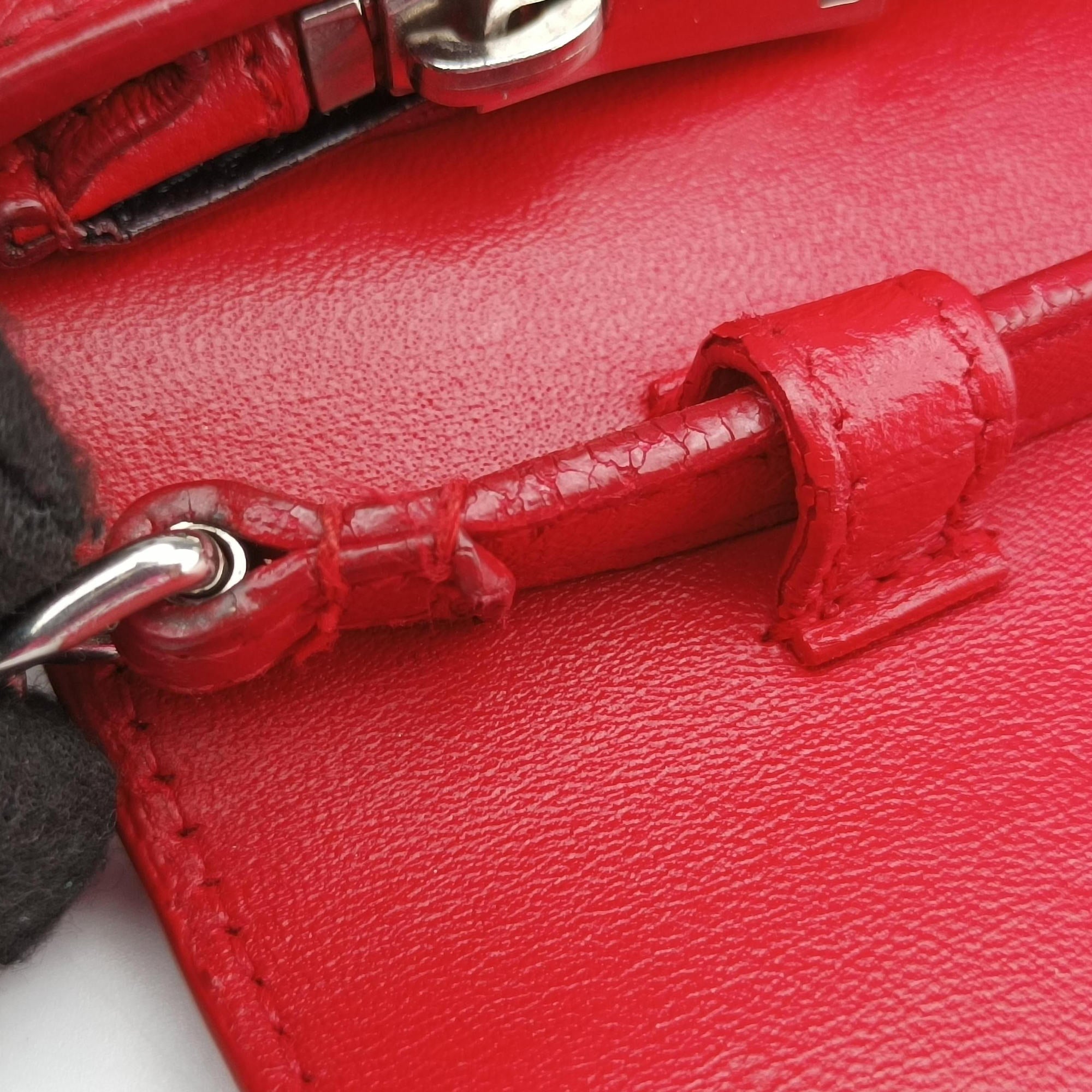 Secondhand Yves Saint Laurent KATE Red Leather 377829 shoulderbag | stylenewstar