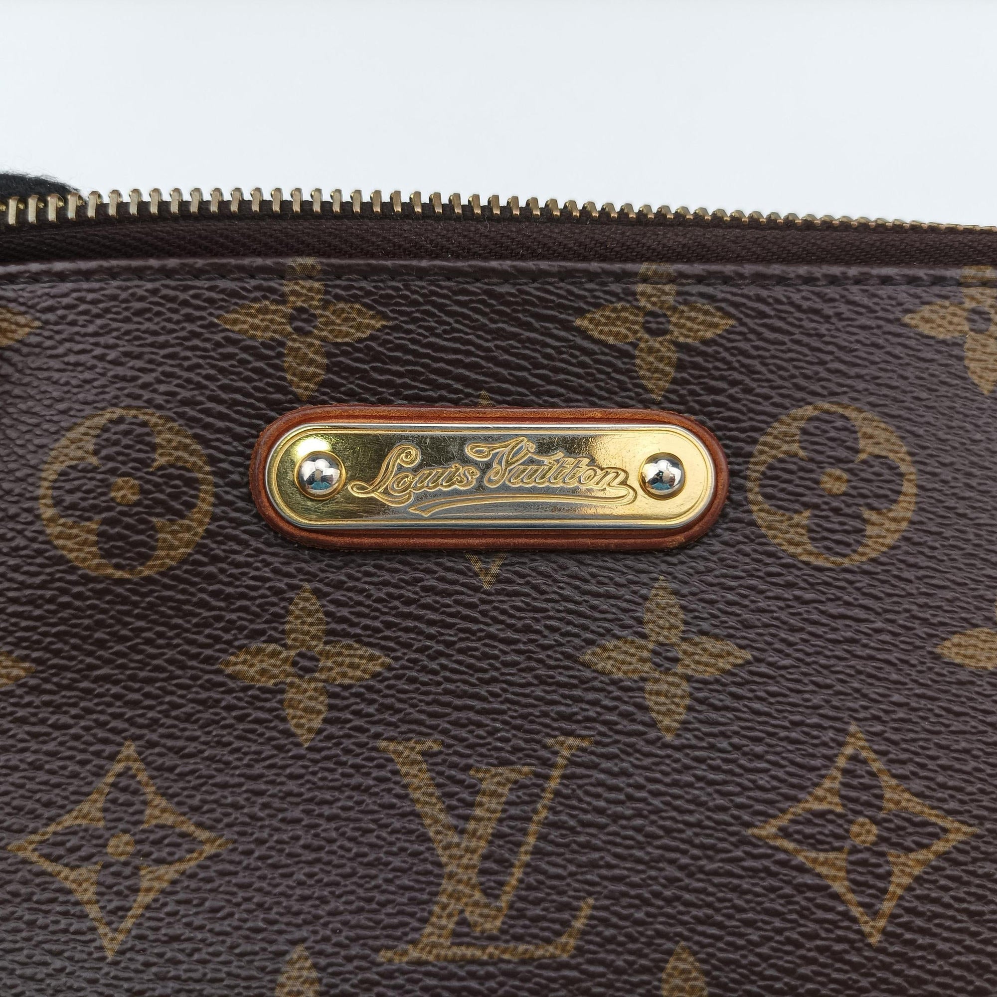 Pre-owned Louis Vuitton Pochette Mila MM brown Monogram Canvas M60094 shoulderbag | stylenewstar