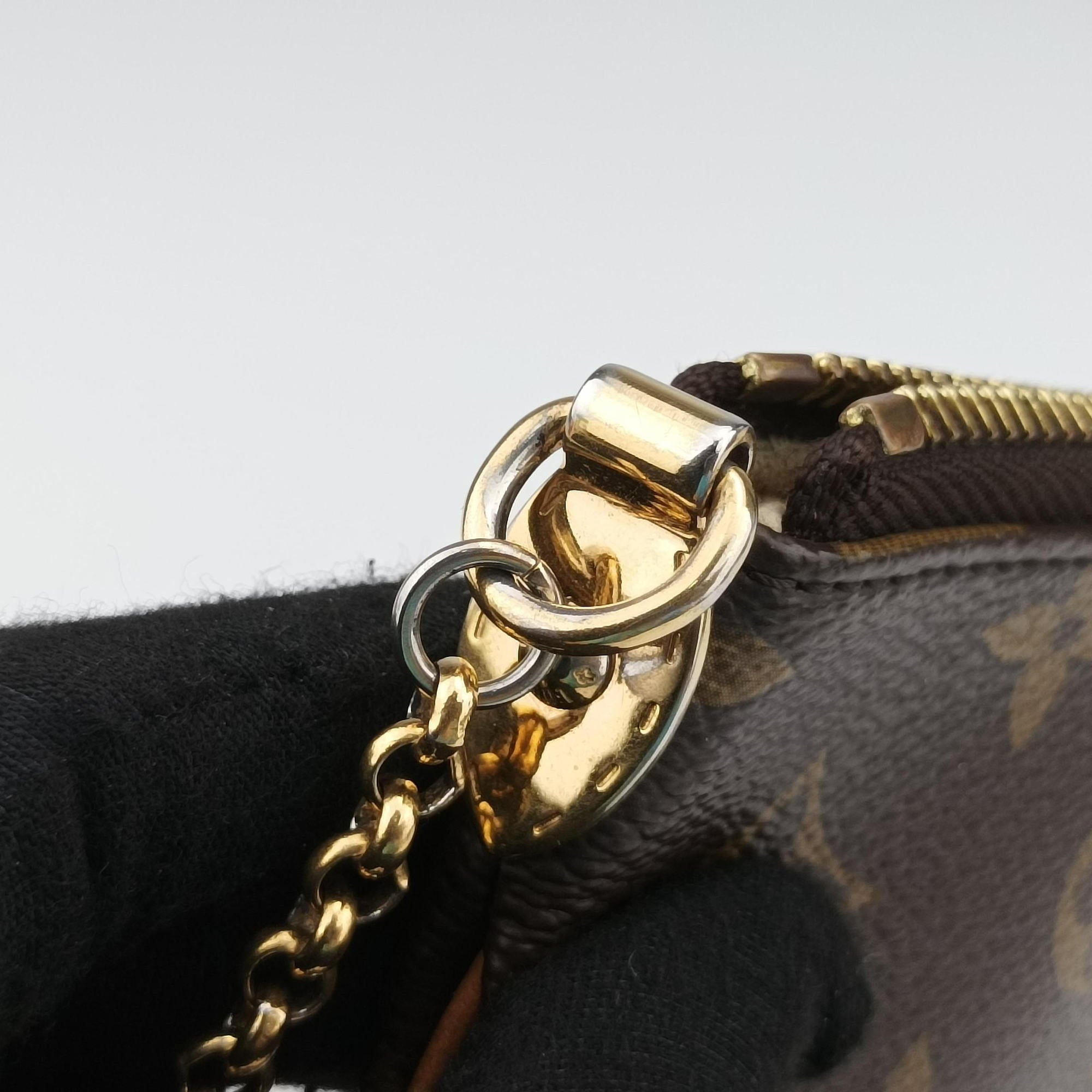 Pre-owned Louis Vuitton Pochette Mila MM brown Monogram Canvas M60094 shoulderbag | stylenewstar