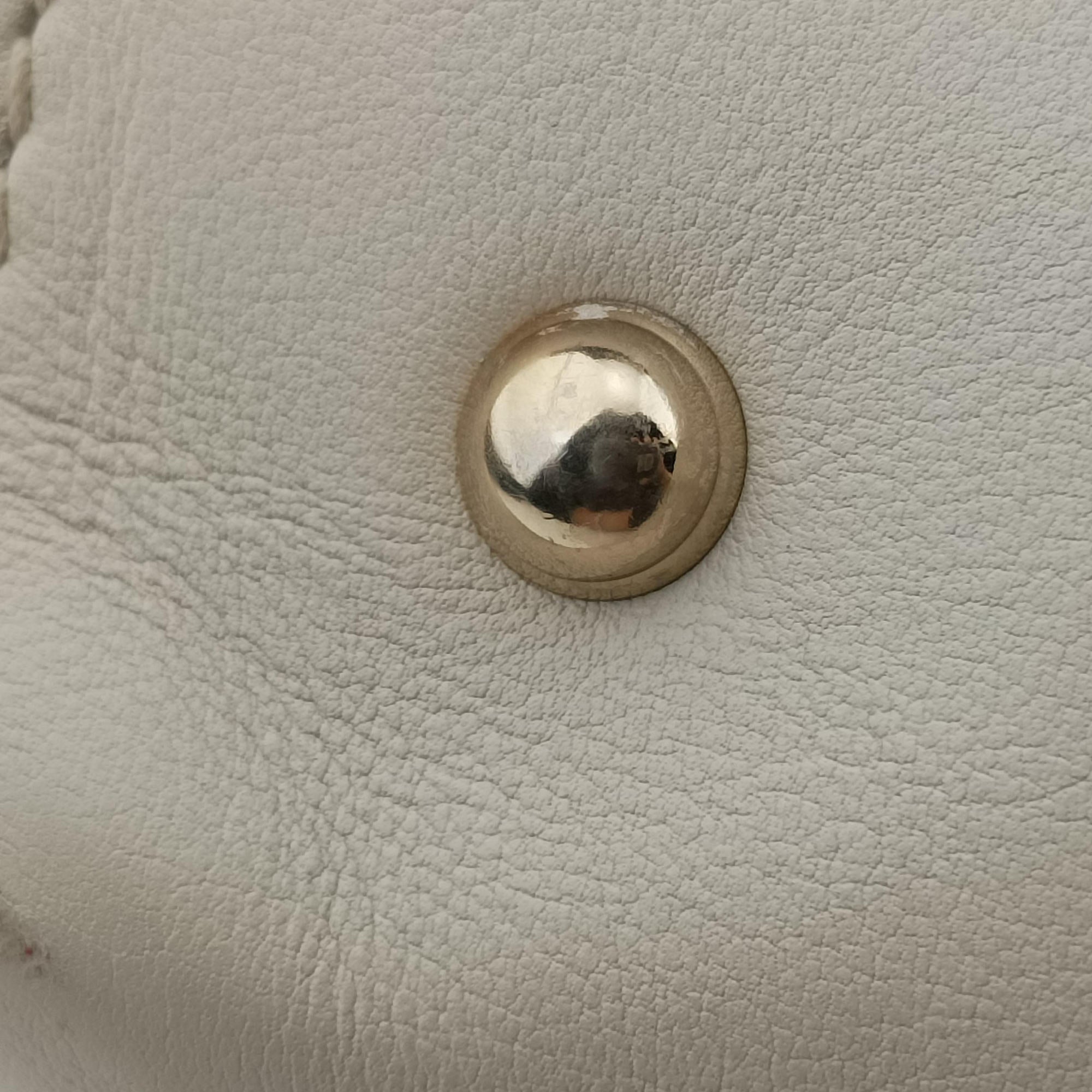 Pre-owned Gucci Stirrup White Leather 277514 handbag | stylenewstar
