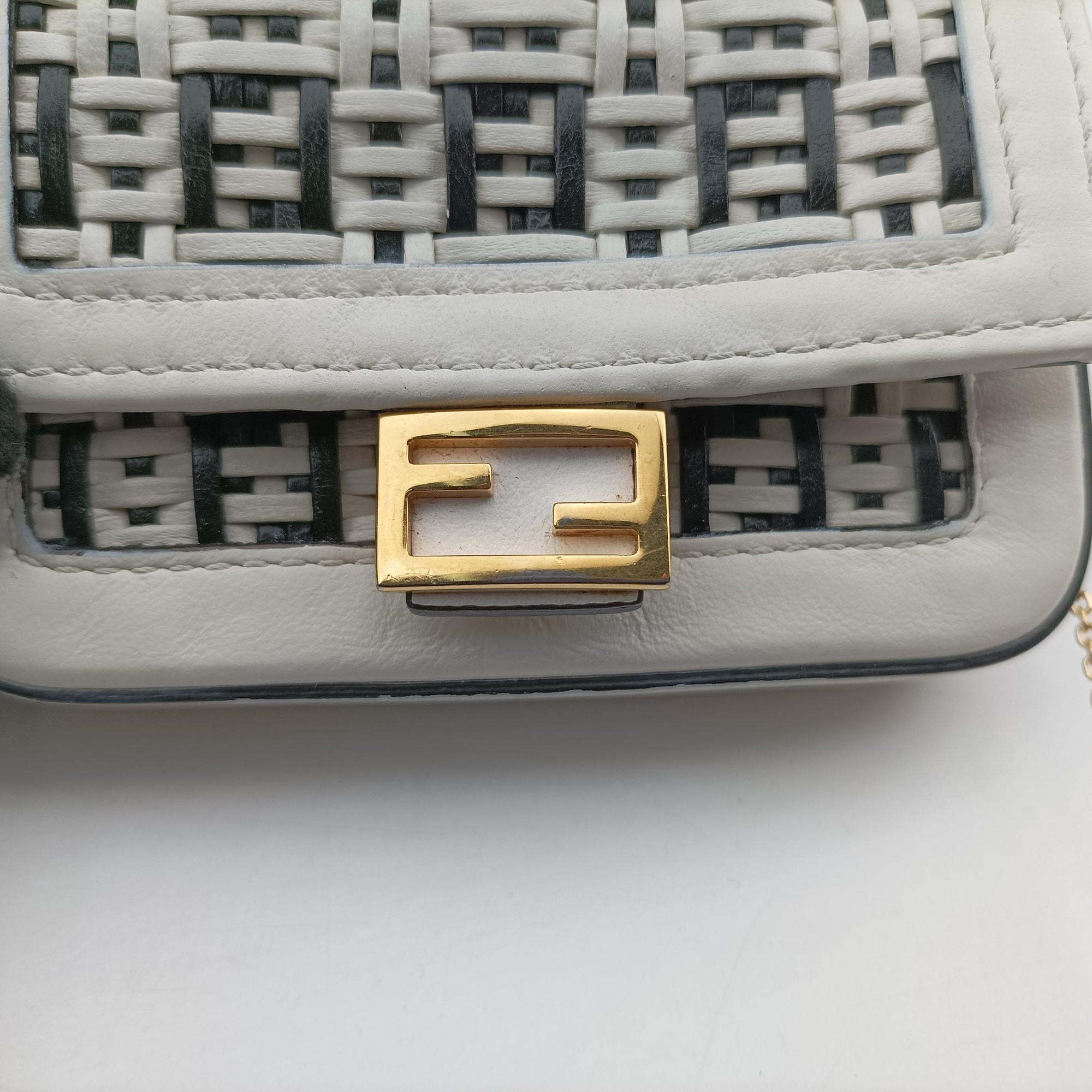 Secondhand Fendi Nano Baguette Charm Black/White Leather 7AR844 shoulderbag | stylenewstar