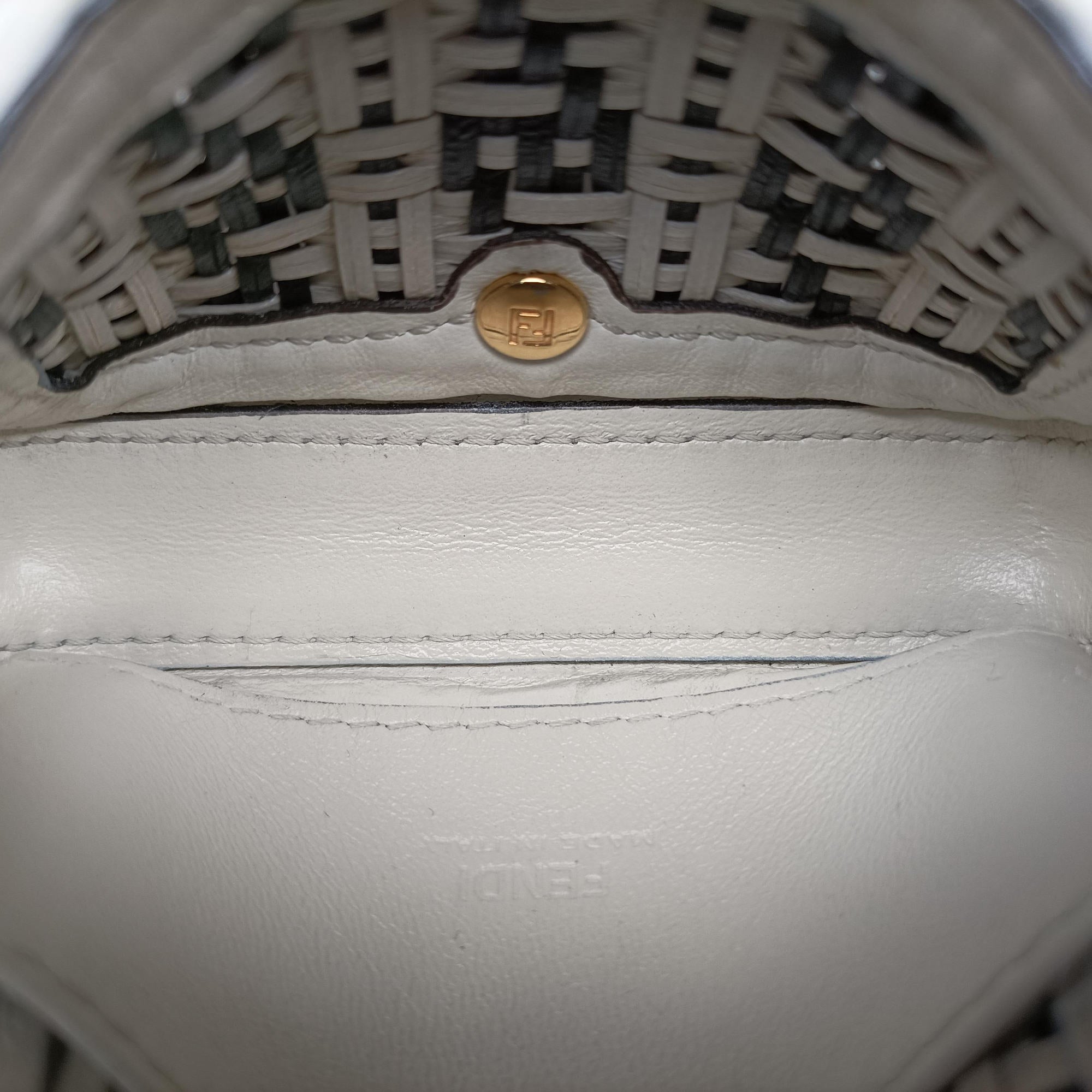 Secondhand Fendi Nano Baguette Charm Black/White Leather 7AR844 shoulderbag | stylenewstar