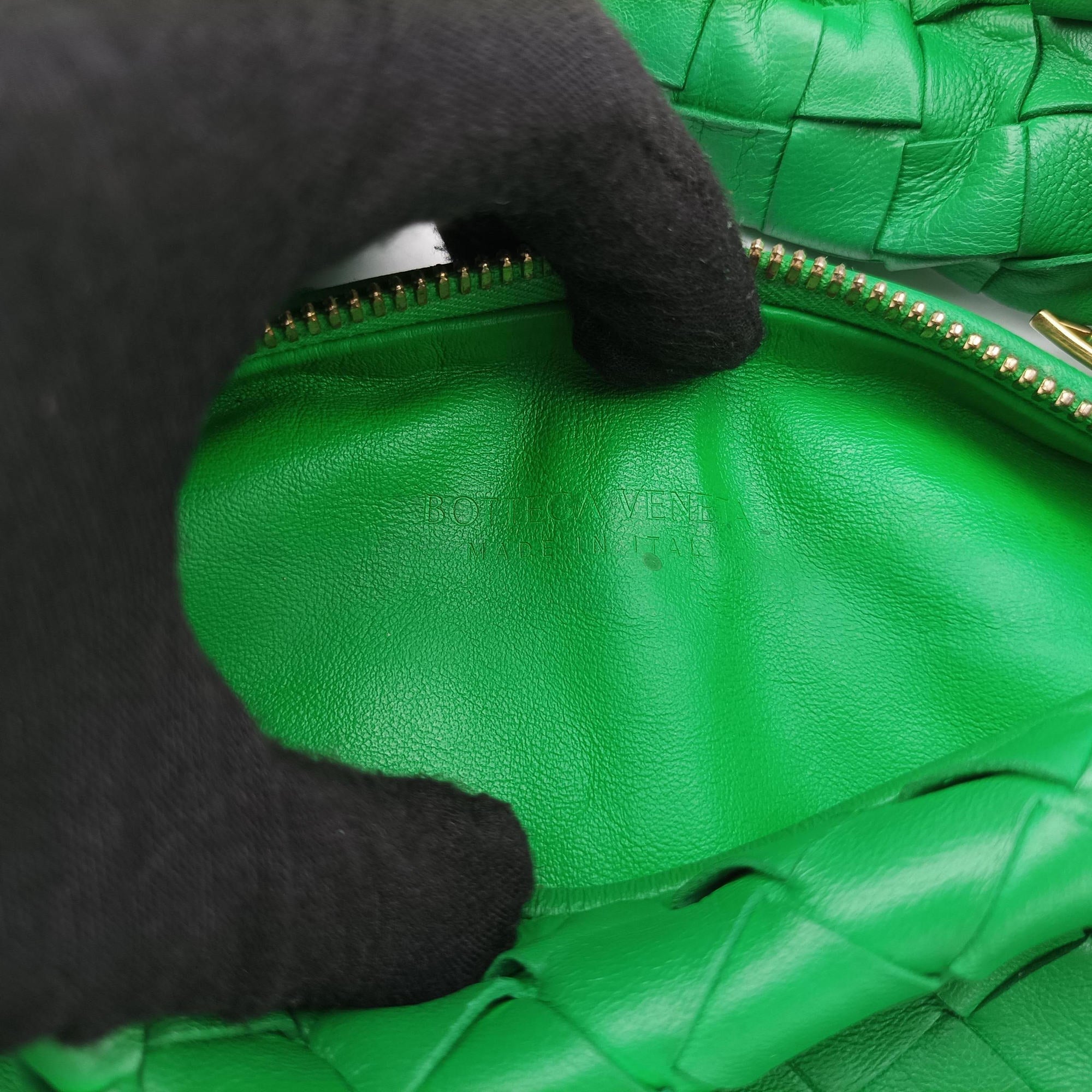 Vintage Bottega Veneta The Jodie Green lambskin  handbag | stylenewstar