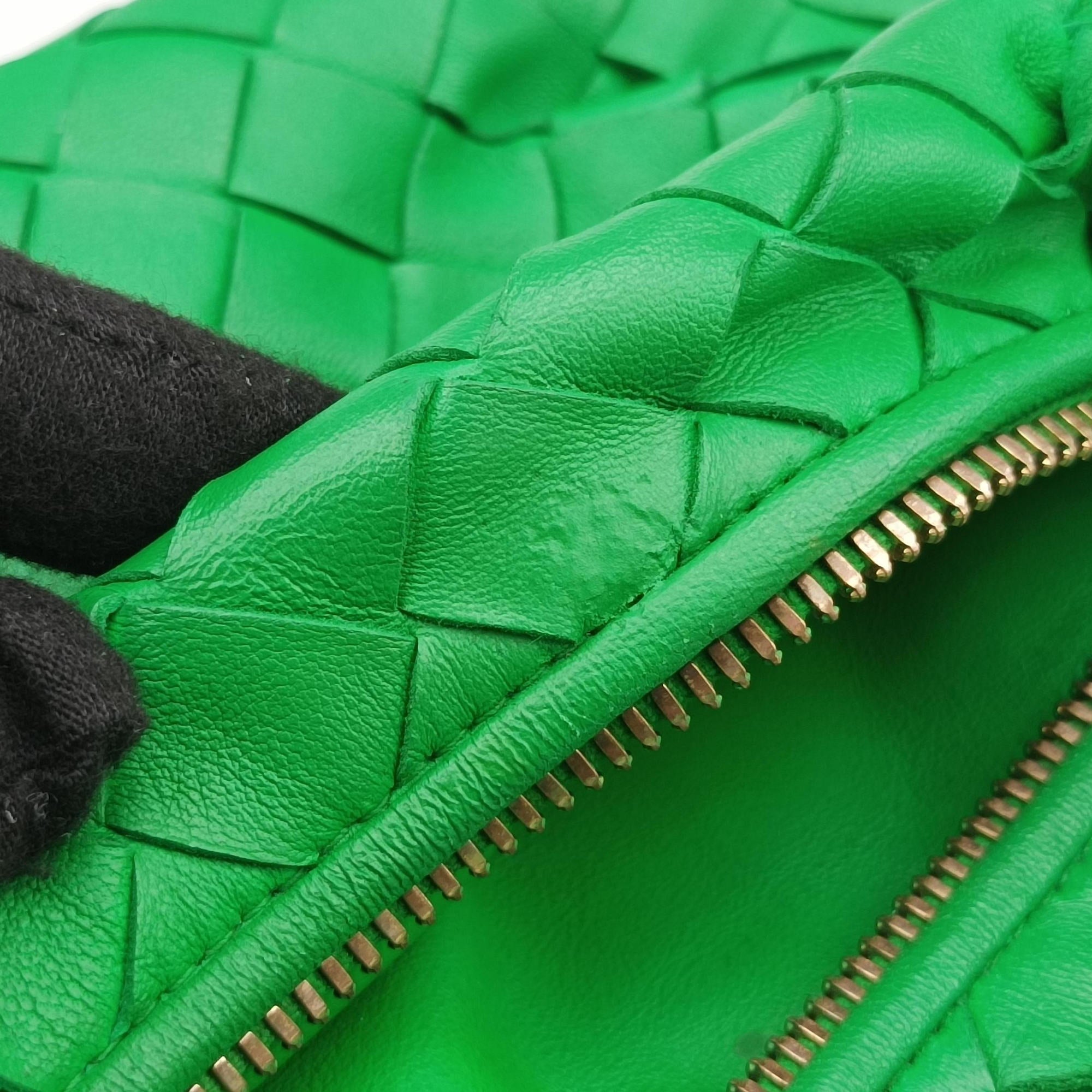 Vintage Bottega Veneta The Jodie Green lambskin  handbag | stylenewstar