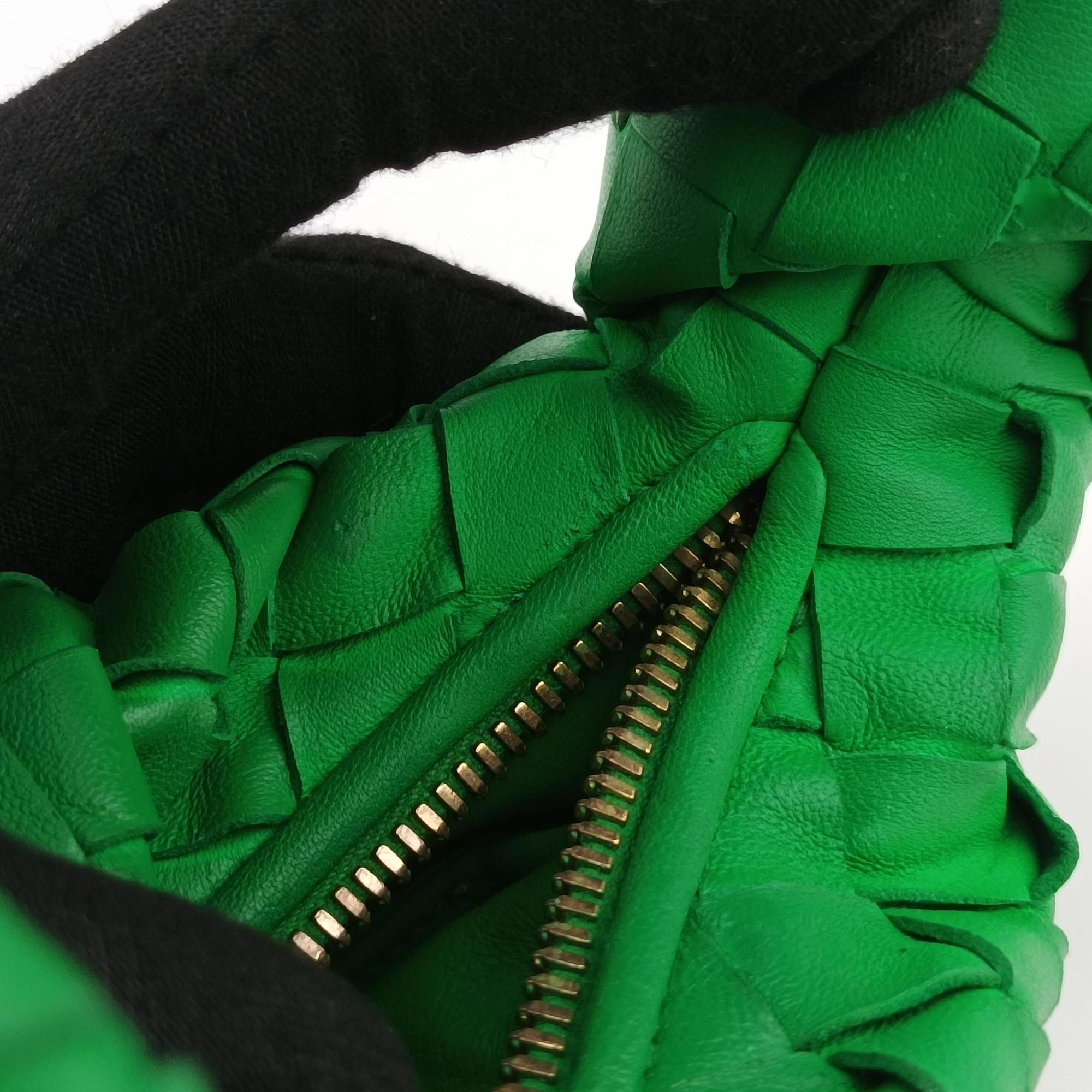 Vintage Bottega Veneta The Jodie Green lambskin  handbag | stylenewstar