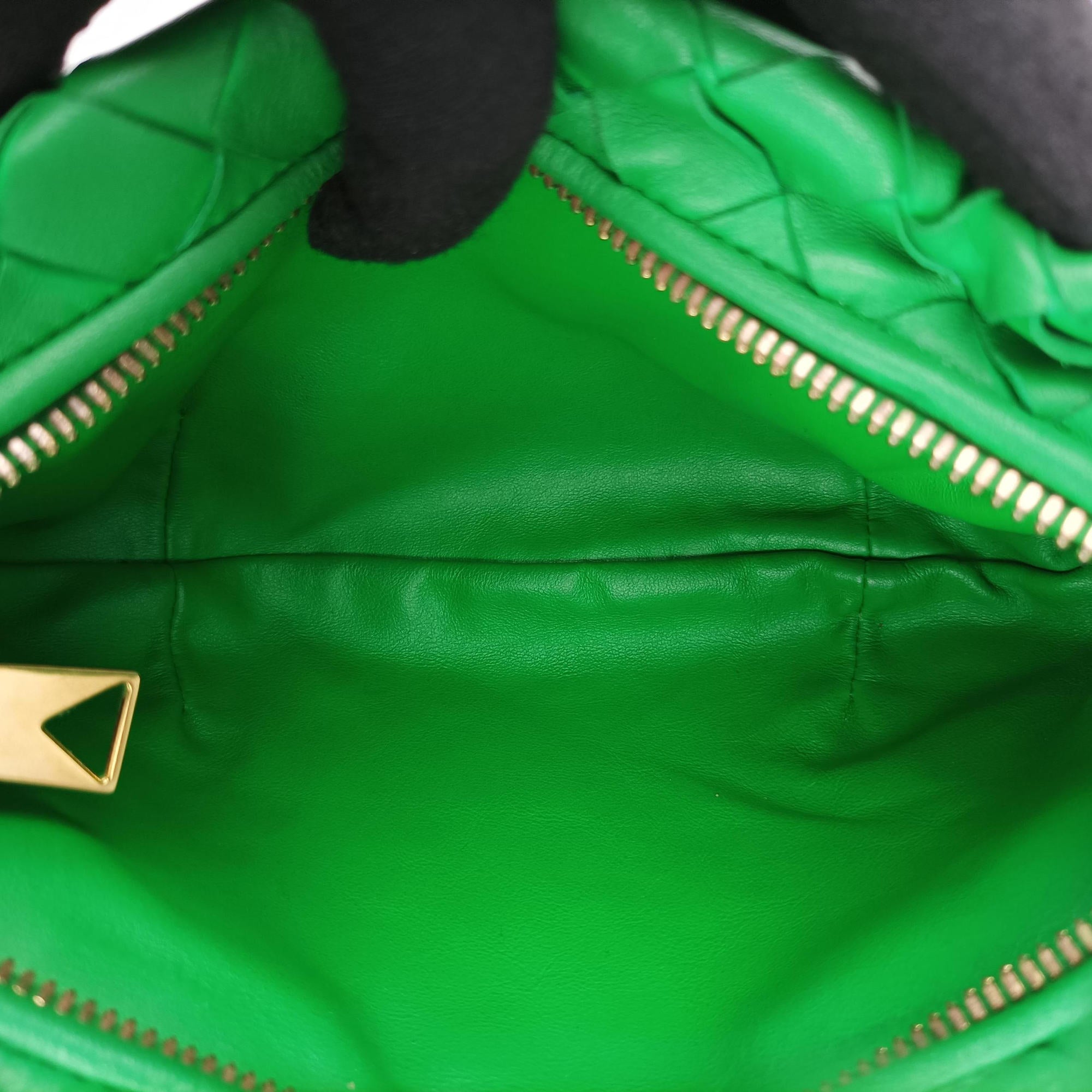 Vintage Bottega Veneta The Jodie Green lambskin  handbag | stylenewstar