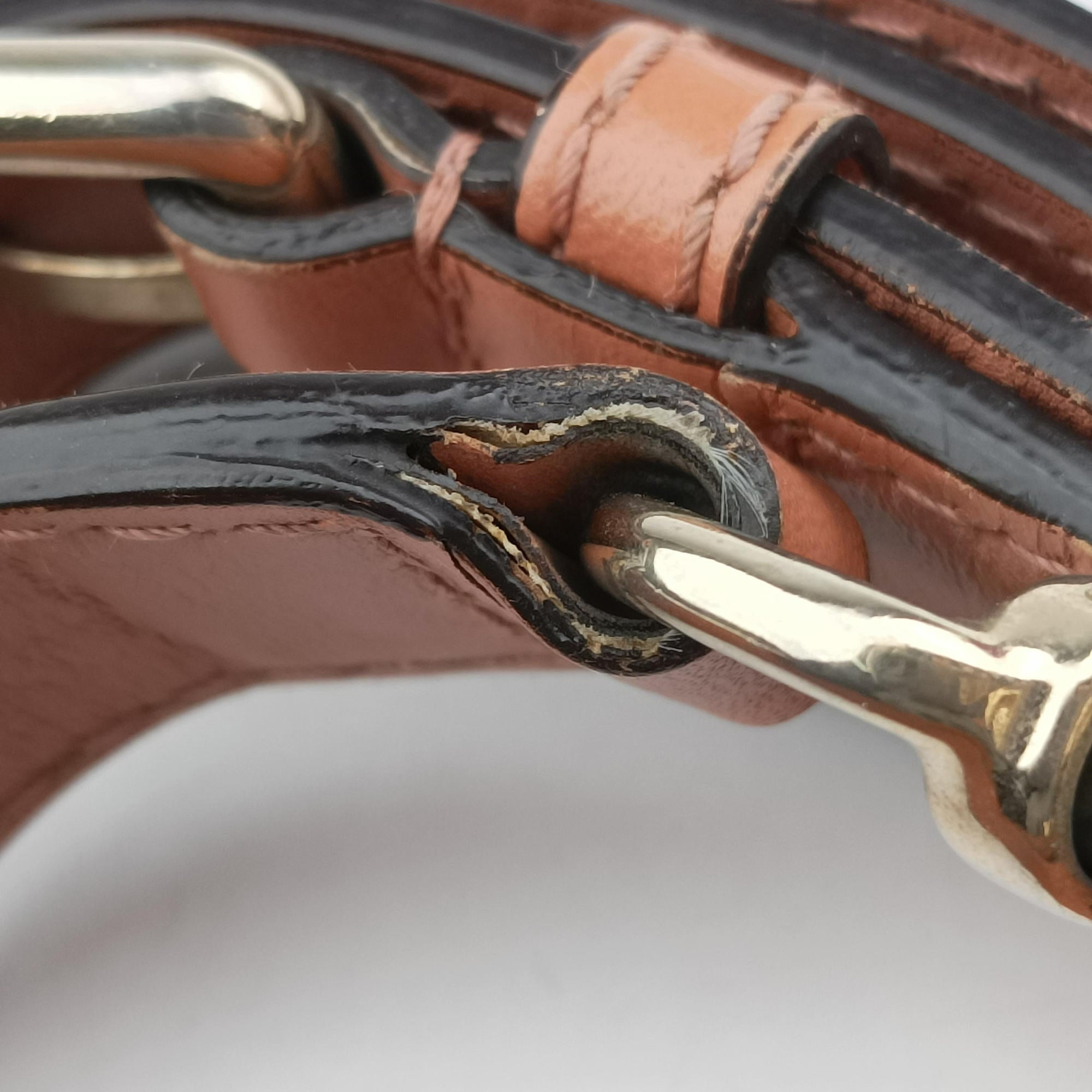 Pre-owned Gucci Sherry Line Beige×red×orange Canvas×Leather 247205 shoulderbag | stylenewstar