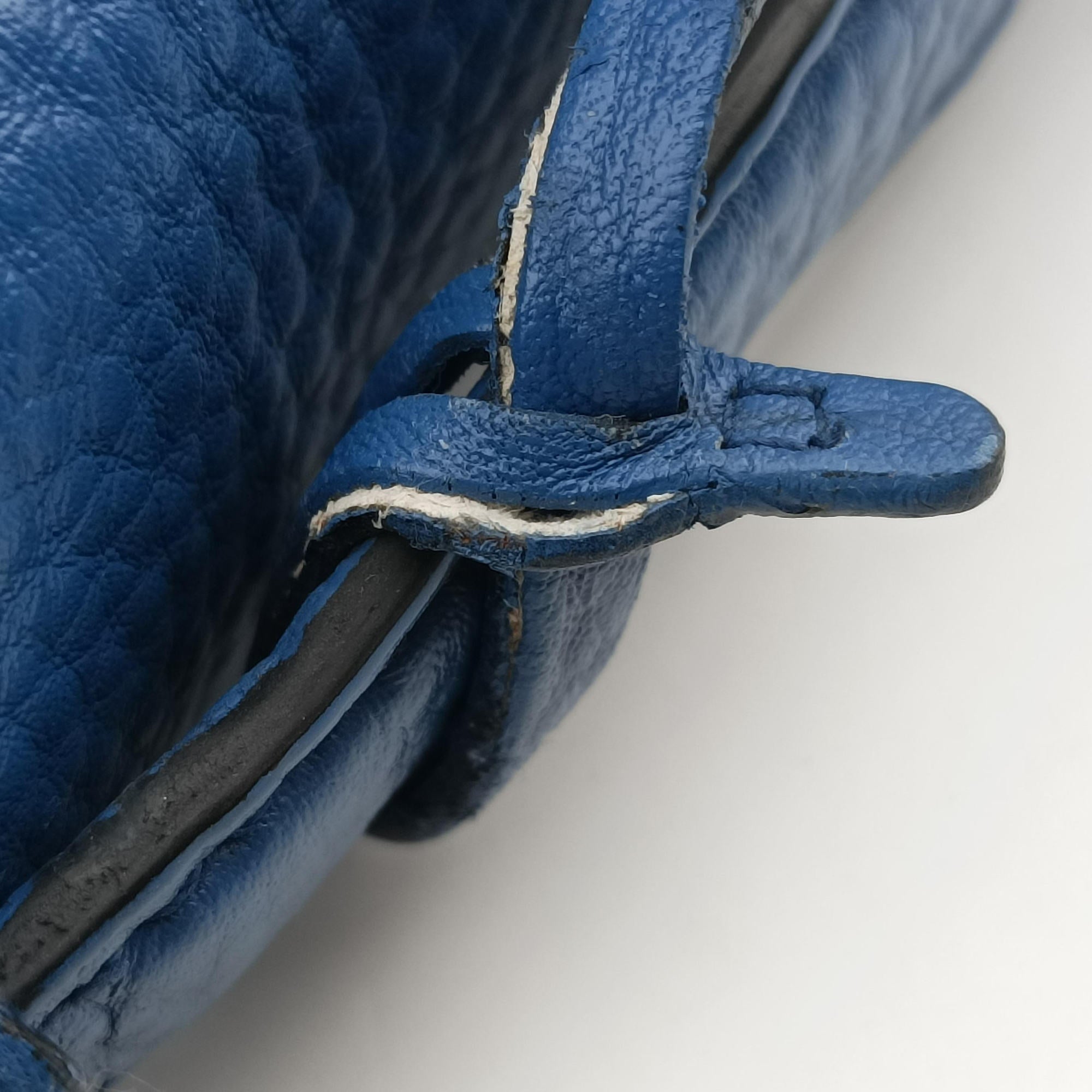 Vintage Prada Vitello Daino Sound Flap Top Handle Blue Leather BR5034 shoulderbag | stylenewstar