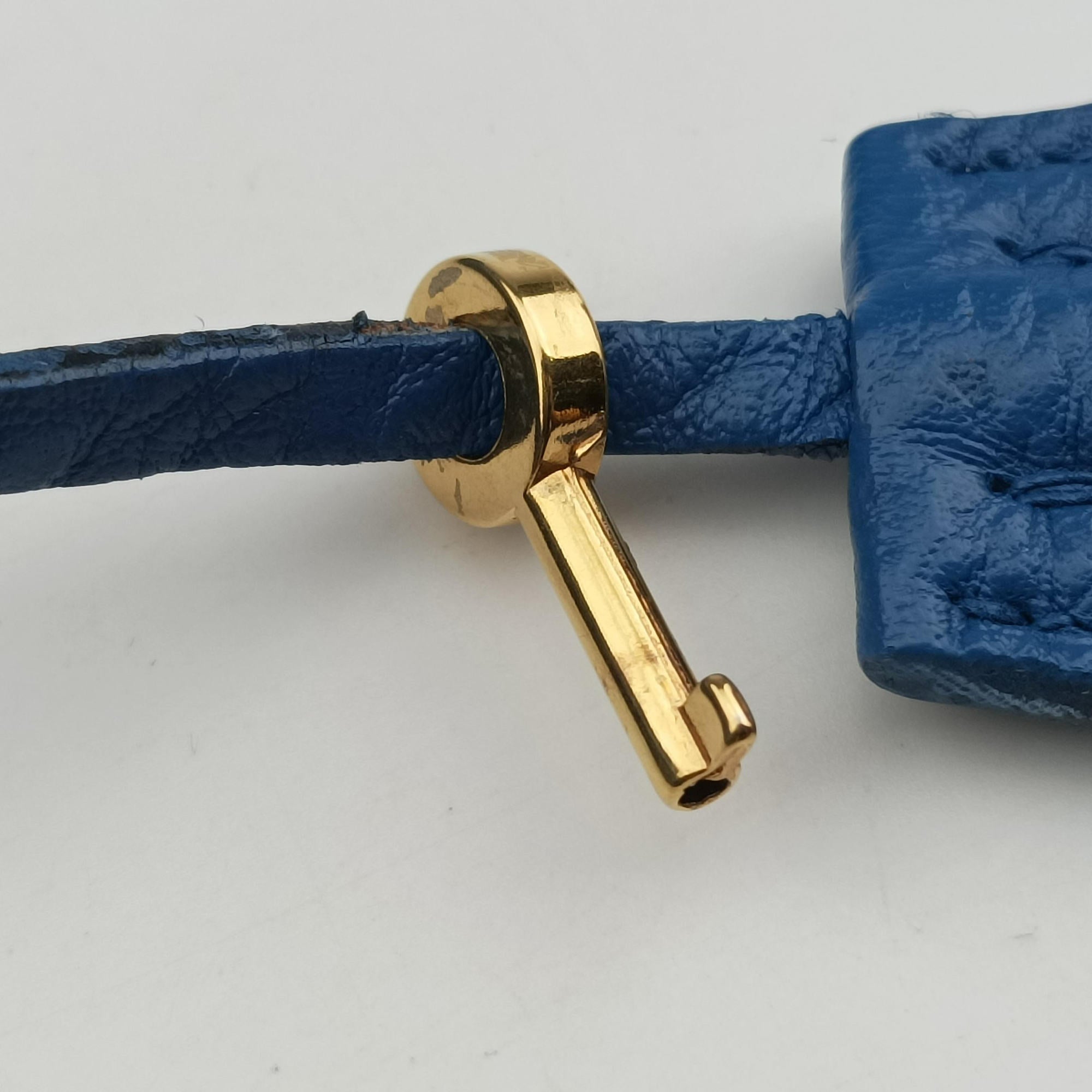 Vintage Prada Vitello Daino Sound Flap Top Handle Blue Leather BR5034 shoulderbag | stylenewstar